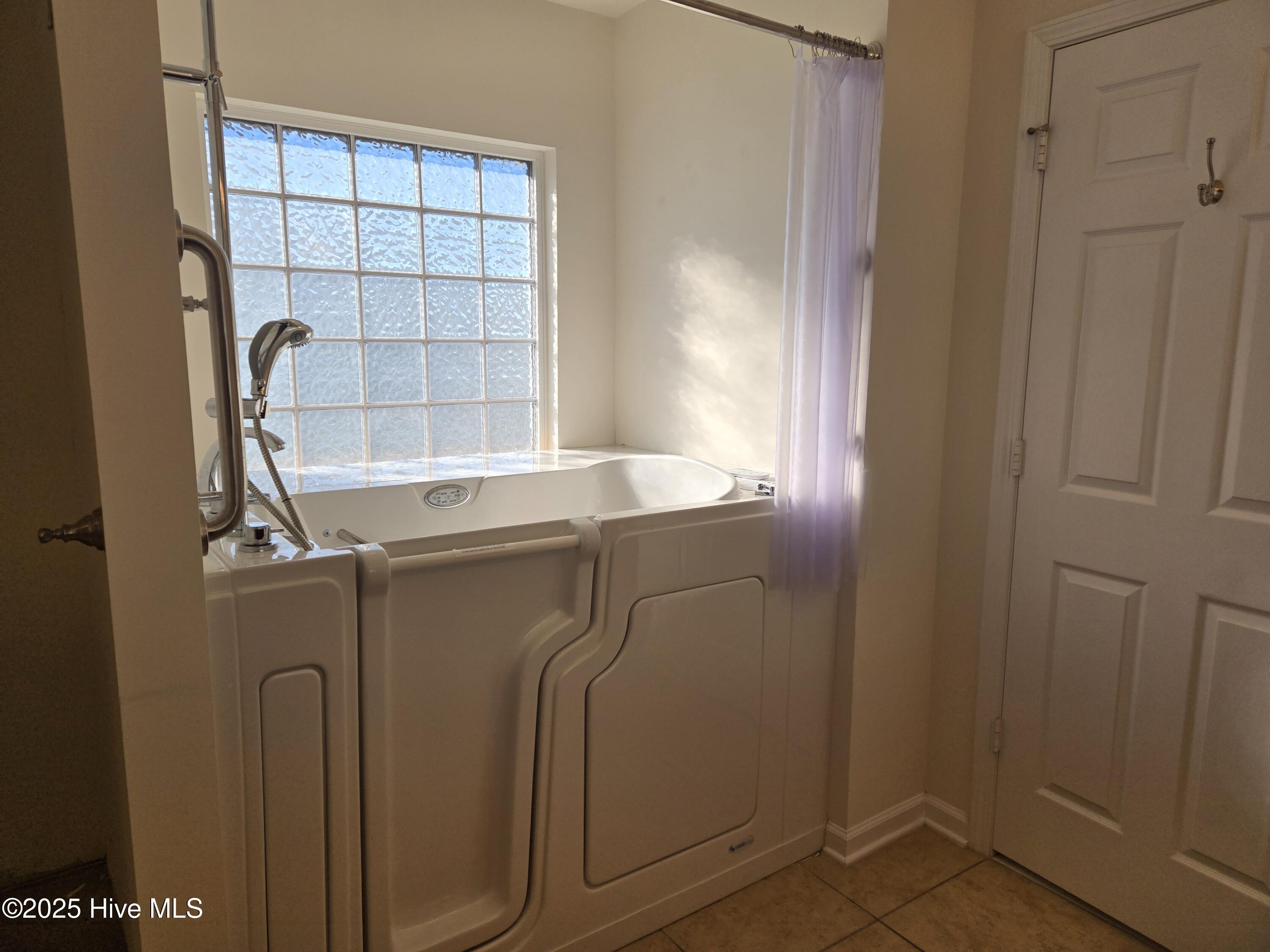 733 Heather Glen Lane Property Photo 18