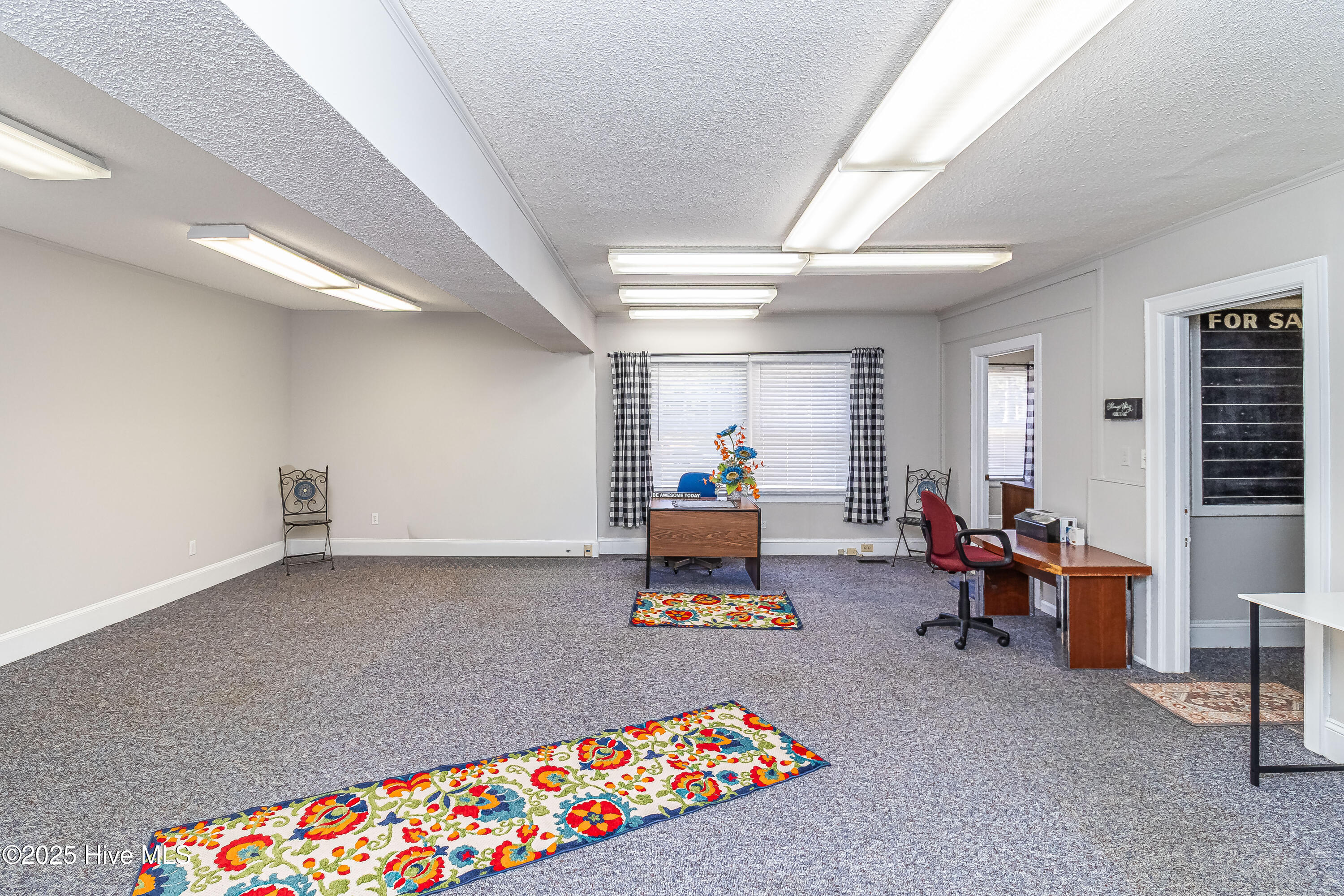 1505 E Ash Street Property Photo 11