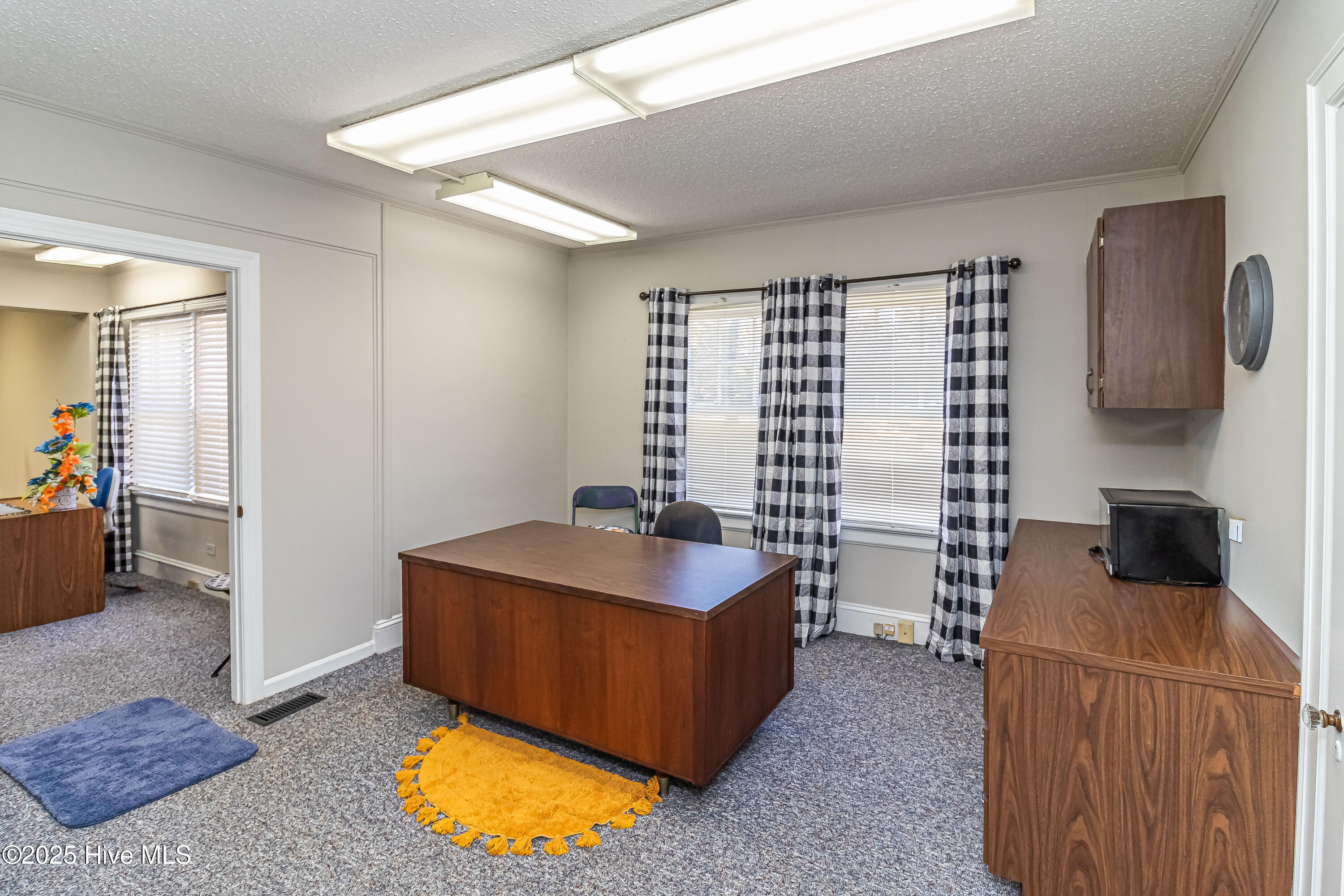1505 E Ash Street Property Photo 16