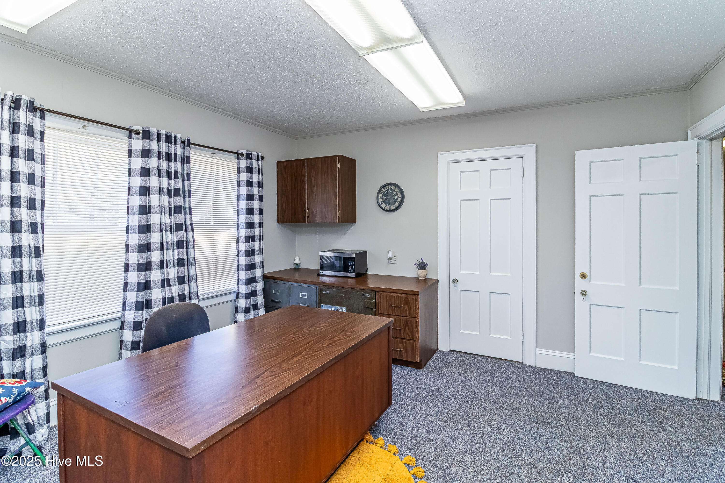 1505 E Ash Street Property Photo 18