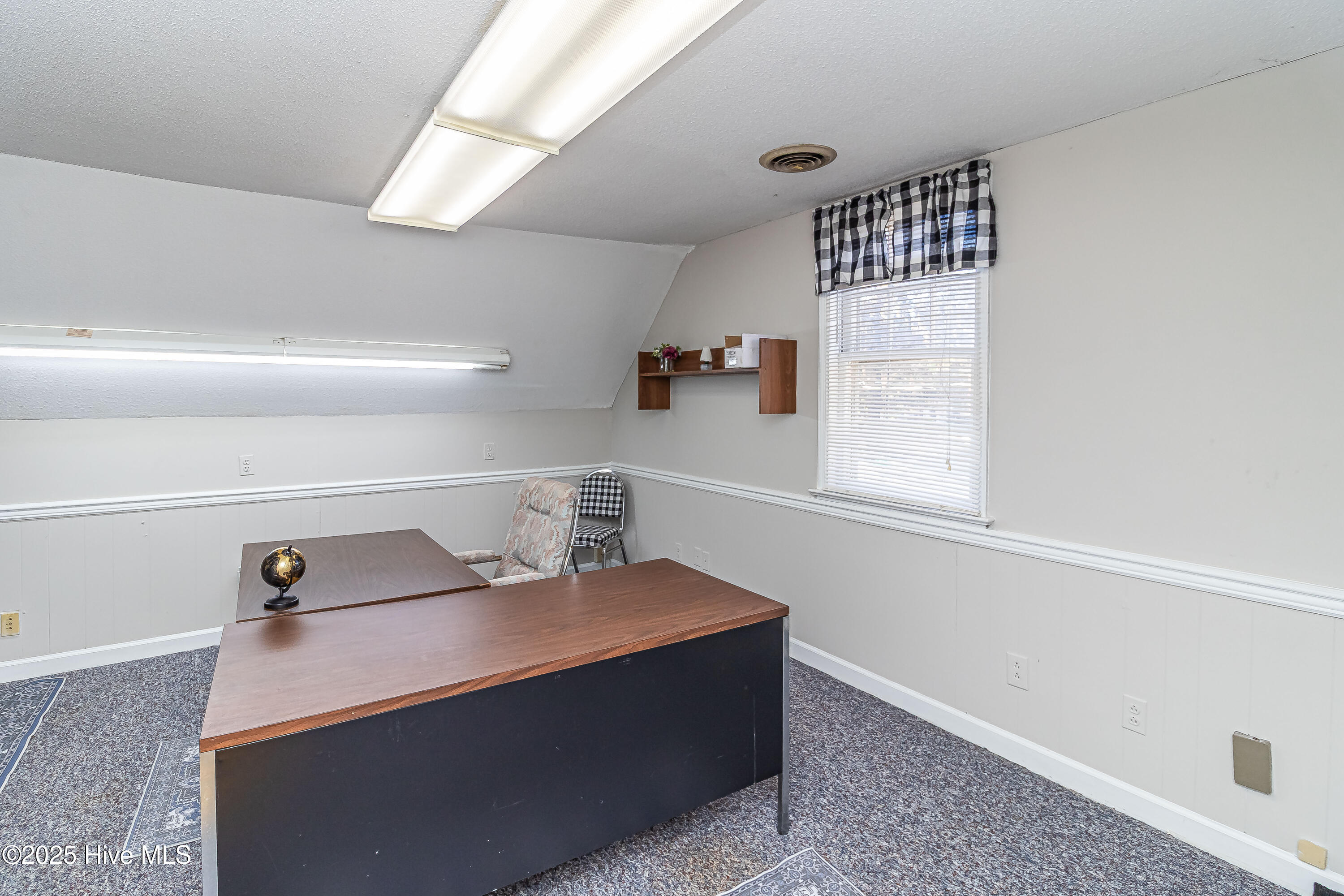 1505 E Ash Street Property Photo 24