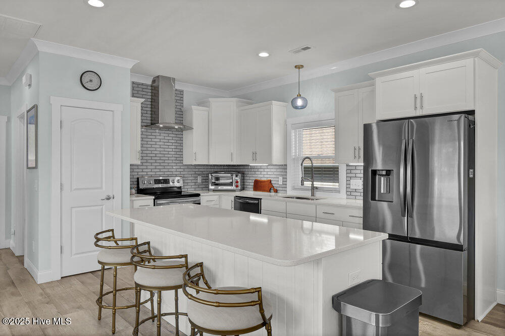 400 Sumter Avenue Property Photo 3