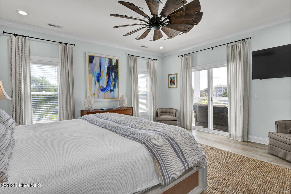 400 Sumter Avenue Property Photo 4