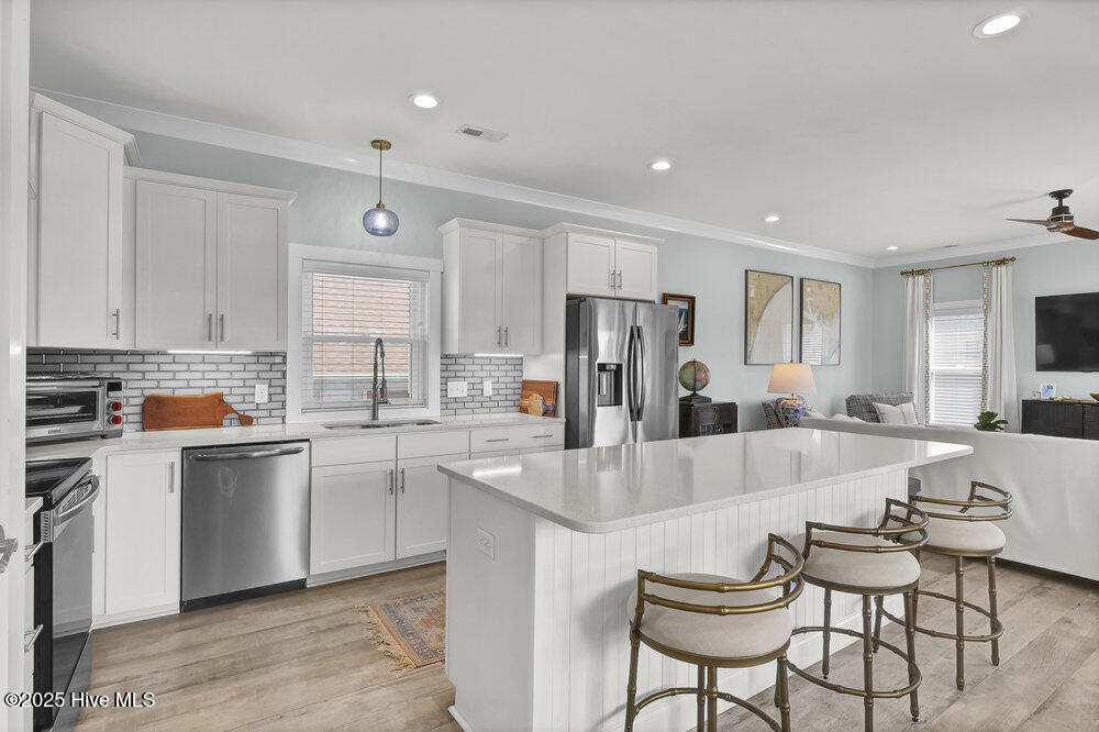 400 Sumter Avenue Property Photo 7