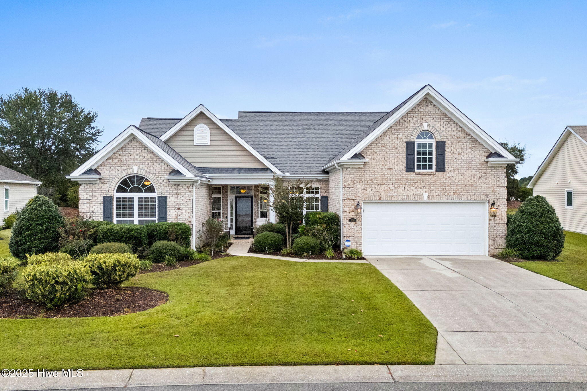 2124 Lindrick Court Nw Property Photo 6