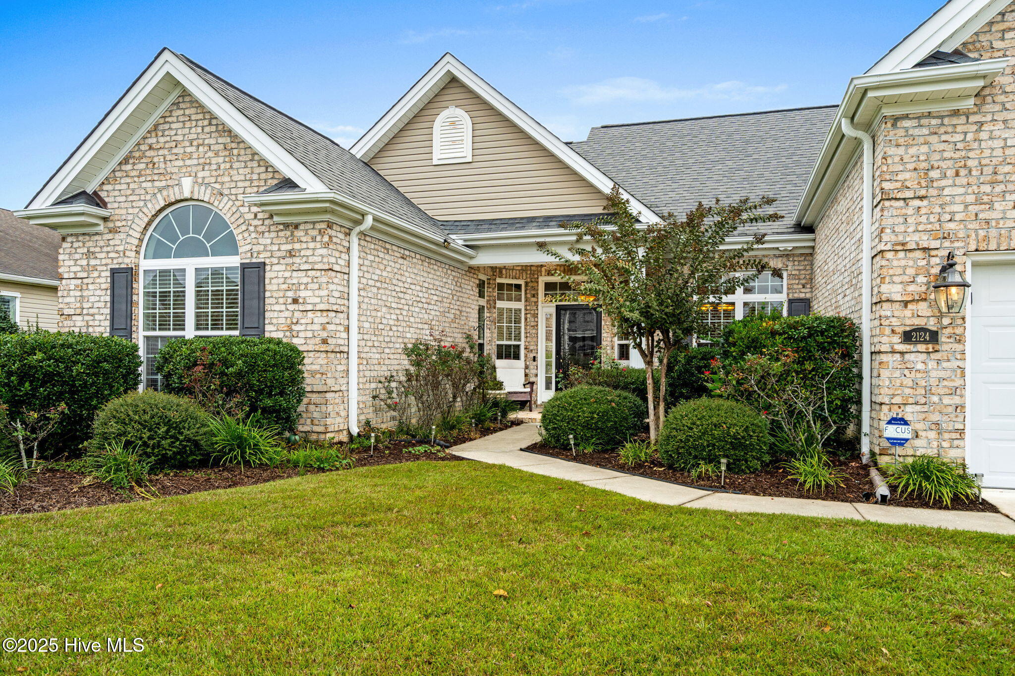 2124 Lindrick Court Nw Property Photo 8