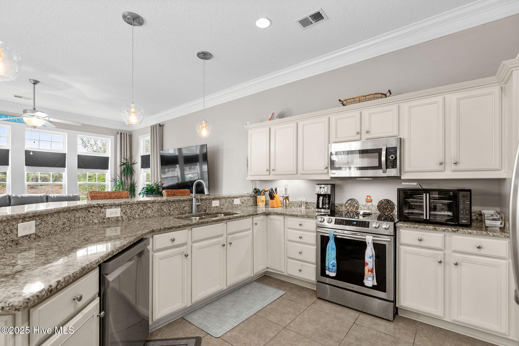 2124 Lindrick Court Nw Property Photo 28