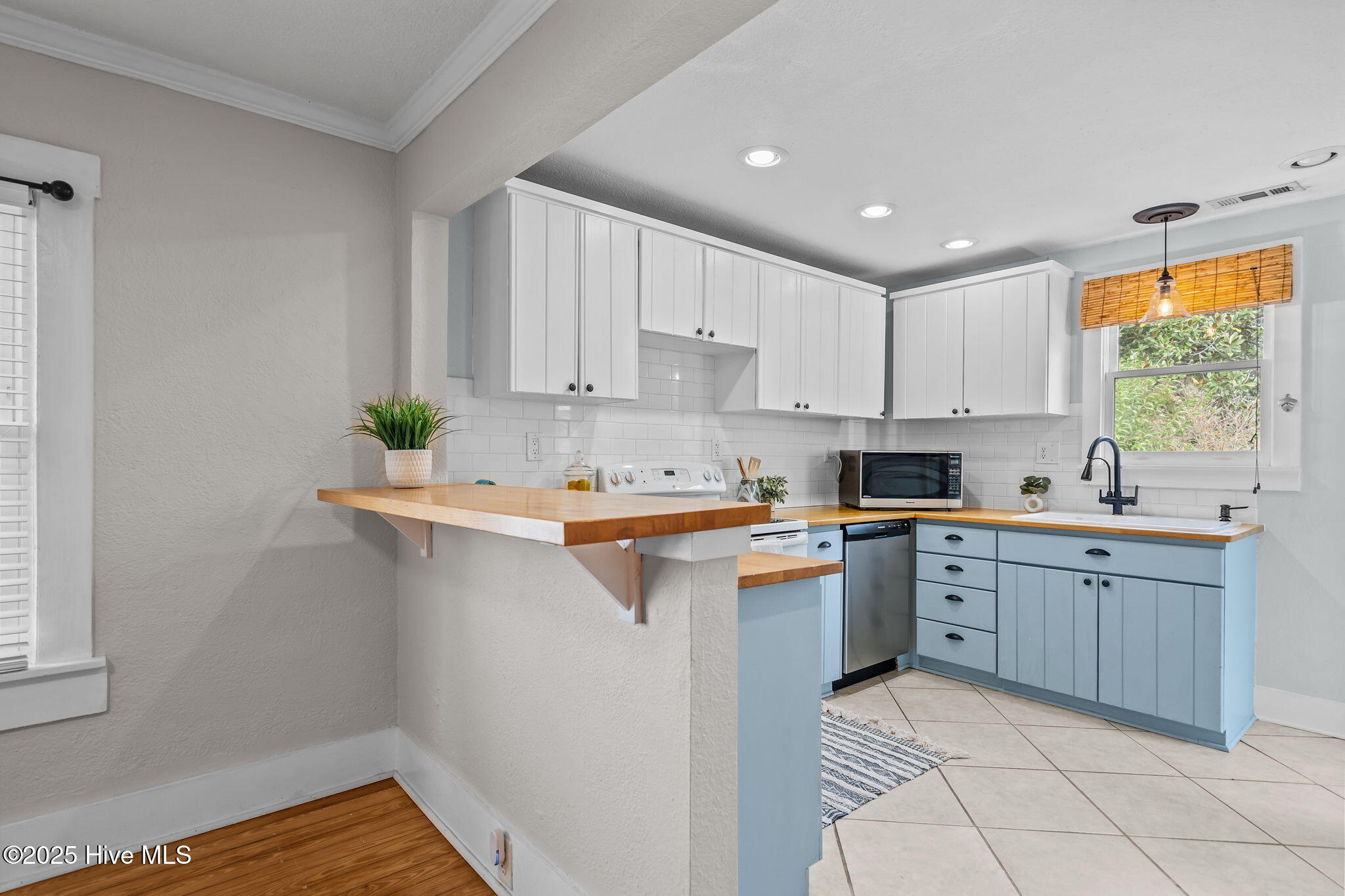 2119 Metts Avenue Property Photo 7