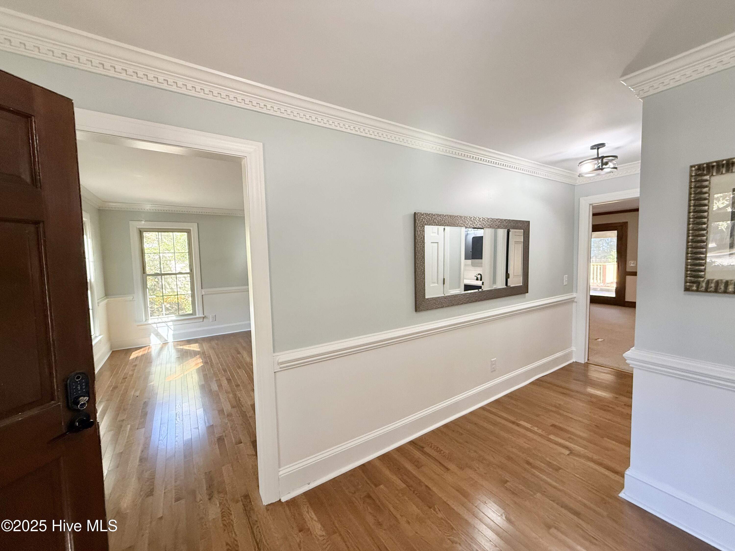 703 Daventry Drive Property Photo 14