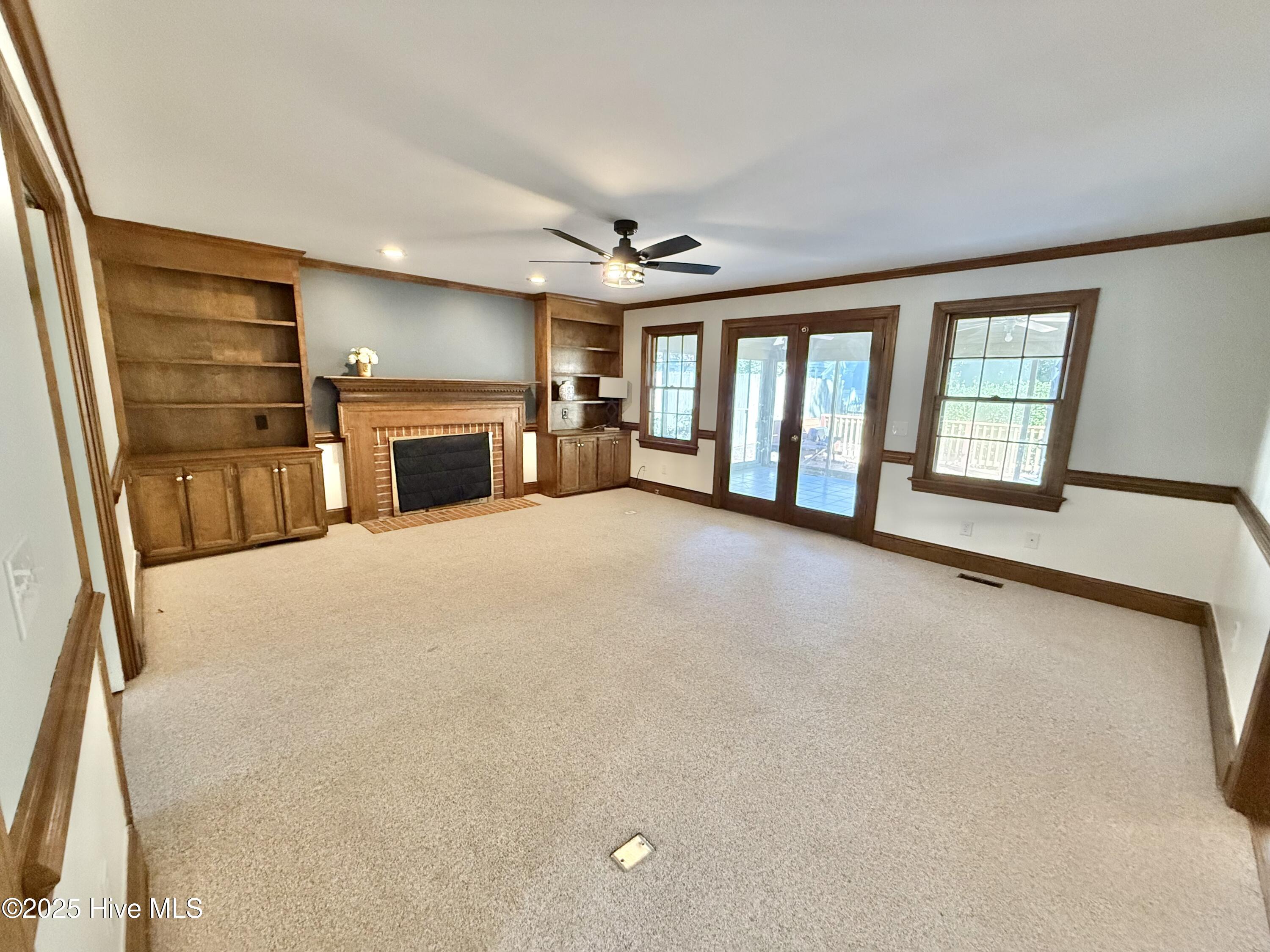 703 Daventry Drive Property Photo 28