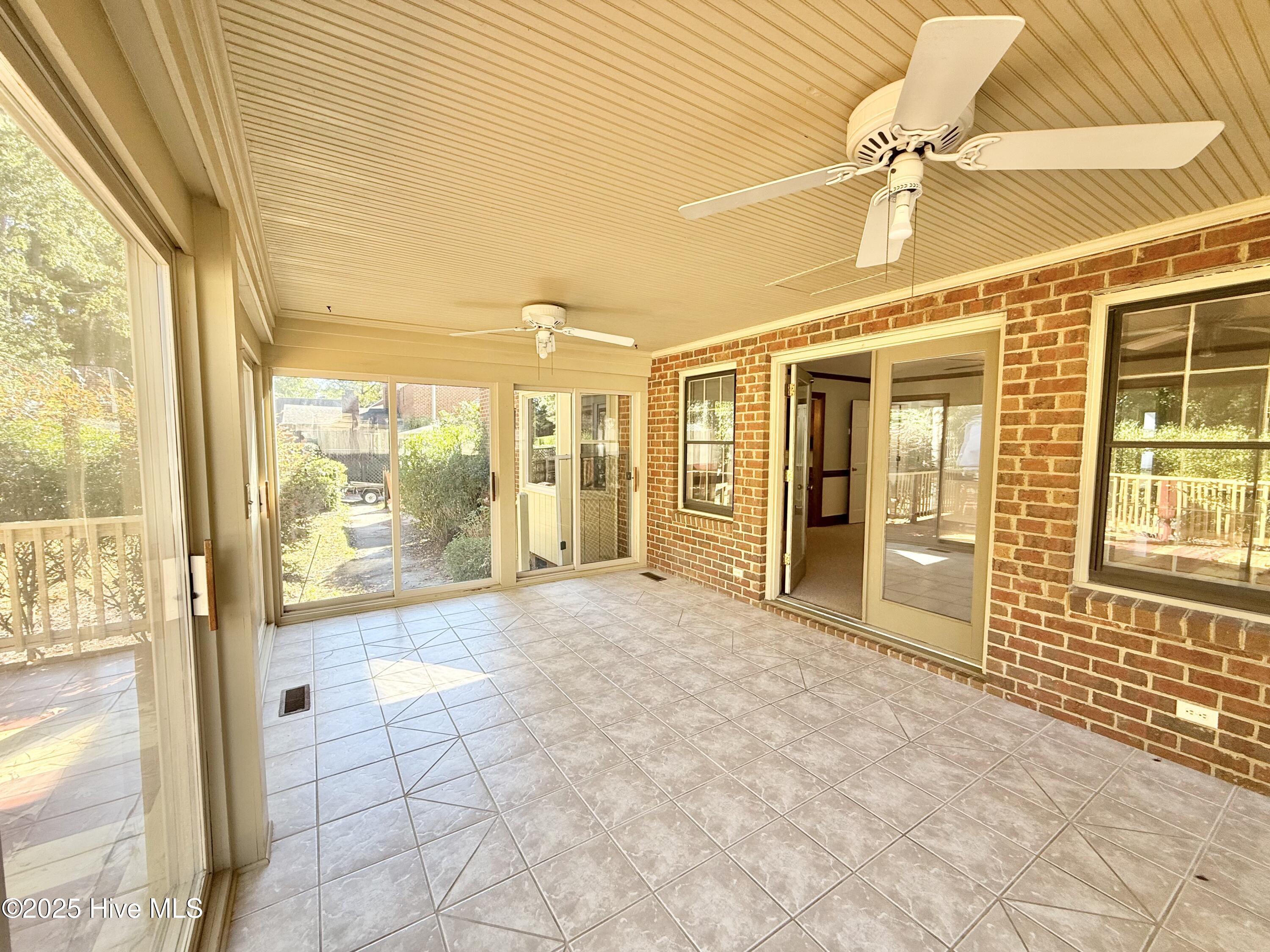 703 Daventry Drive Property Photo 41