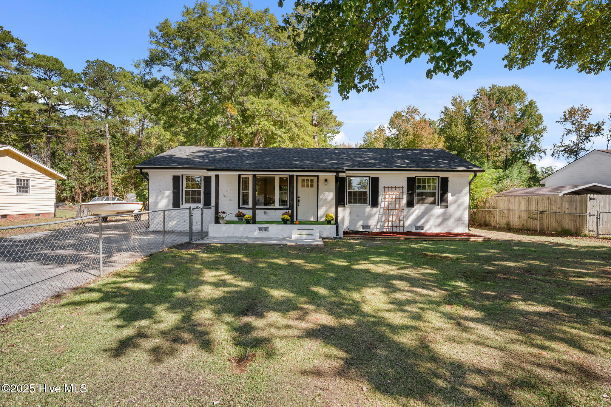 206 Fairview Street Property Photo 1