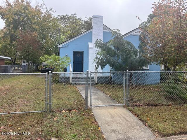 605 Dexter Street Property Photo 1