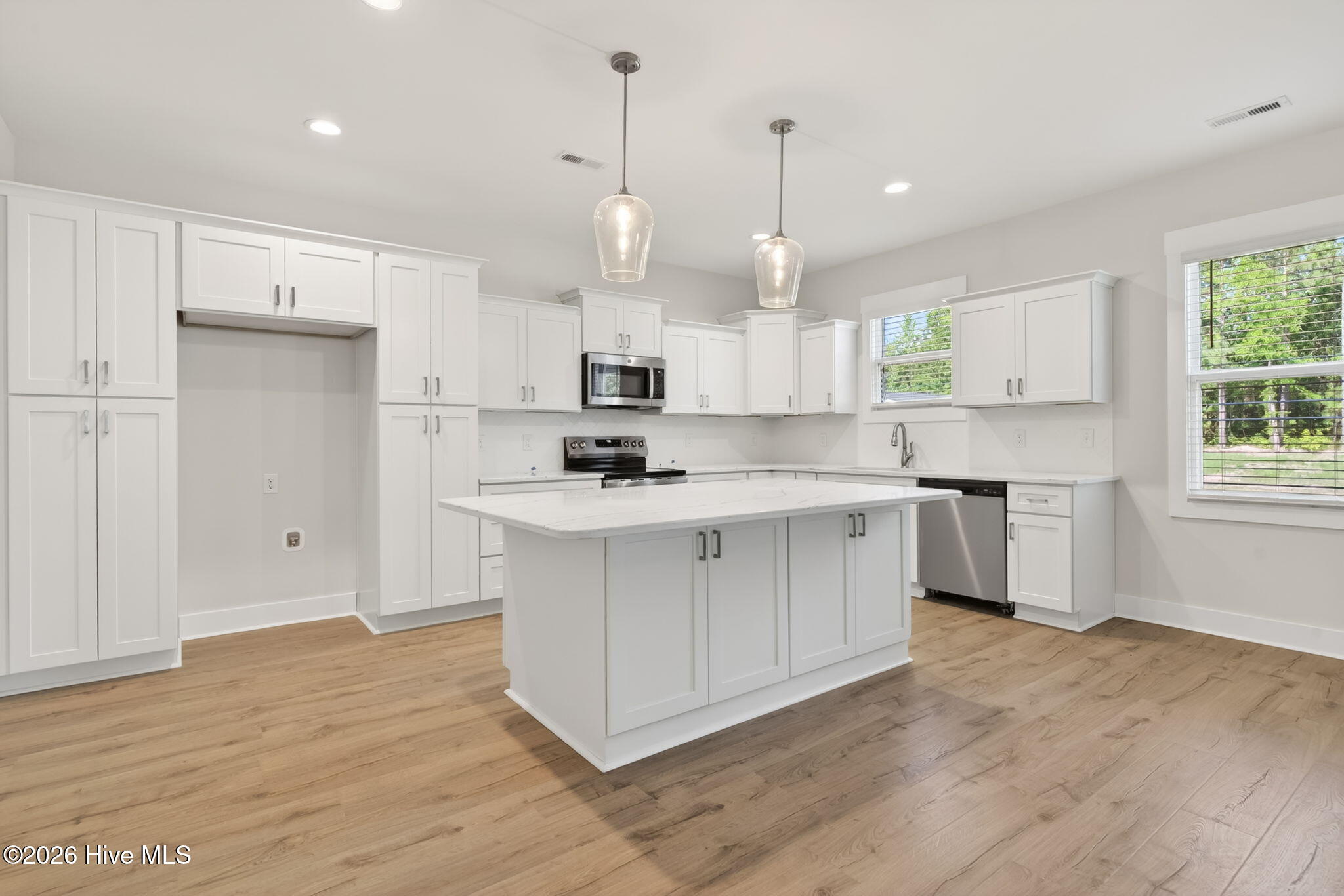 189 Thistle Court Property Photo 10