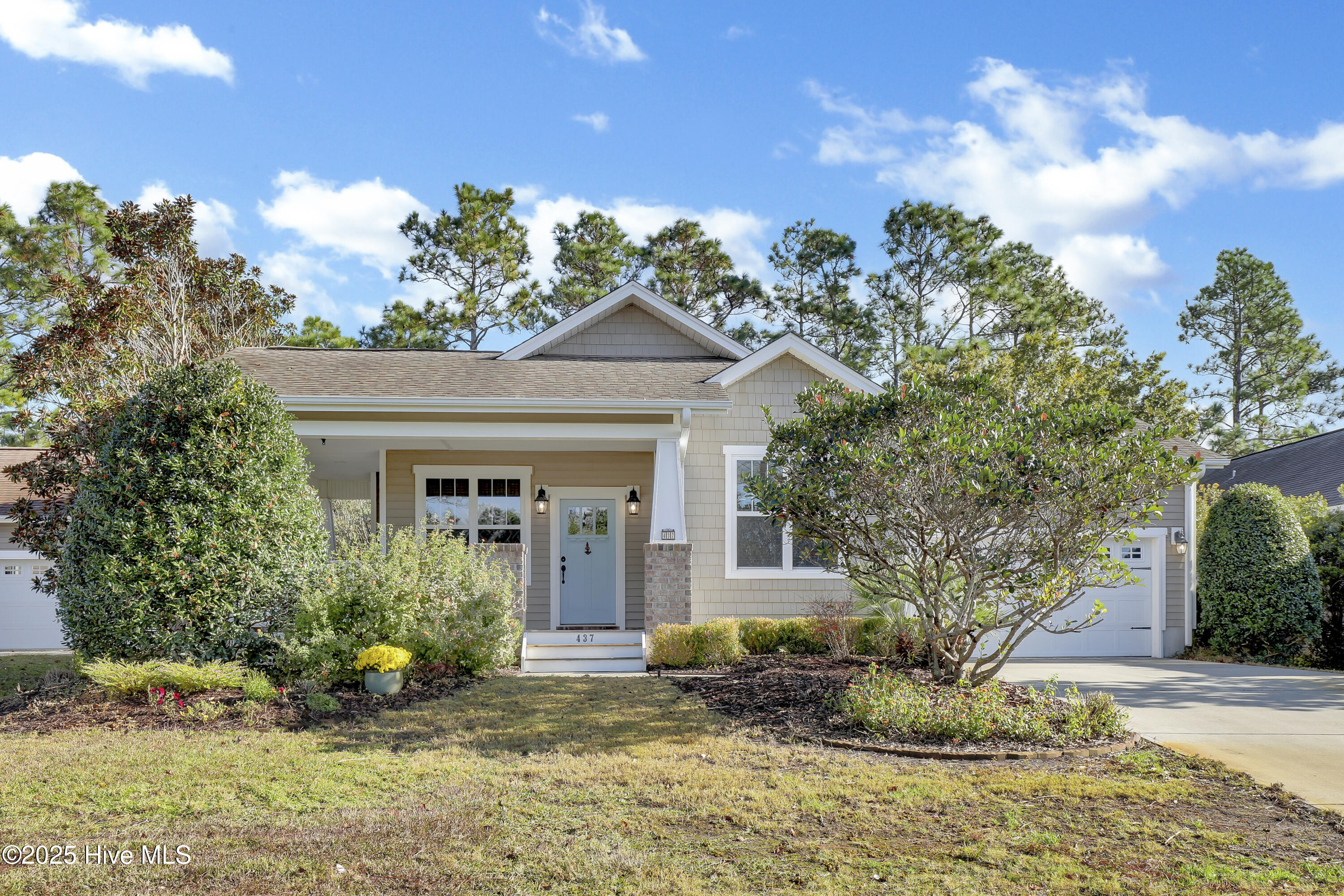 437 Belvedere Drive Property Photo 1