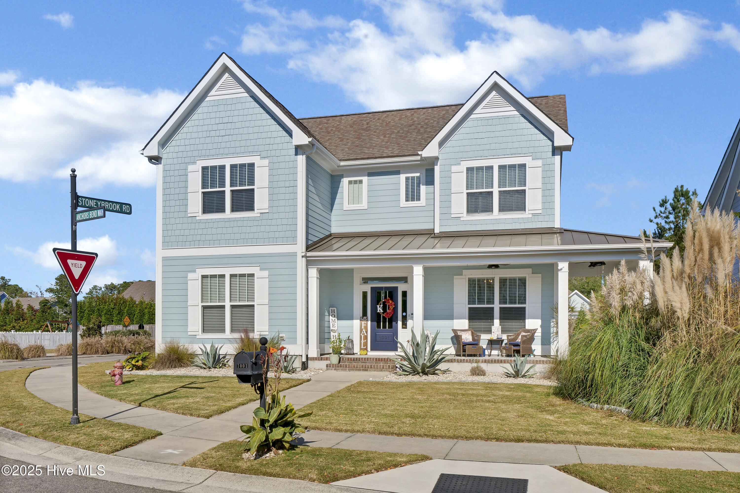 1001 Anchors Bend Way Property Photo 1