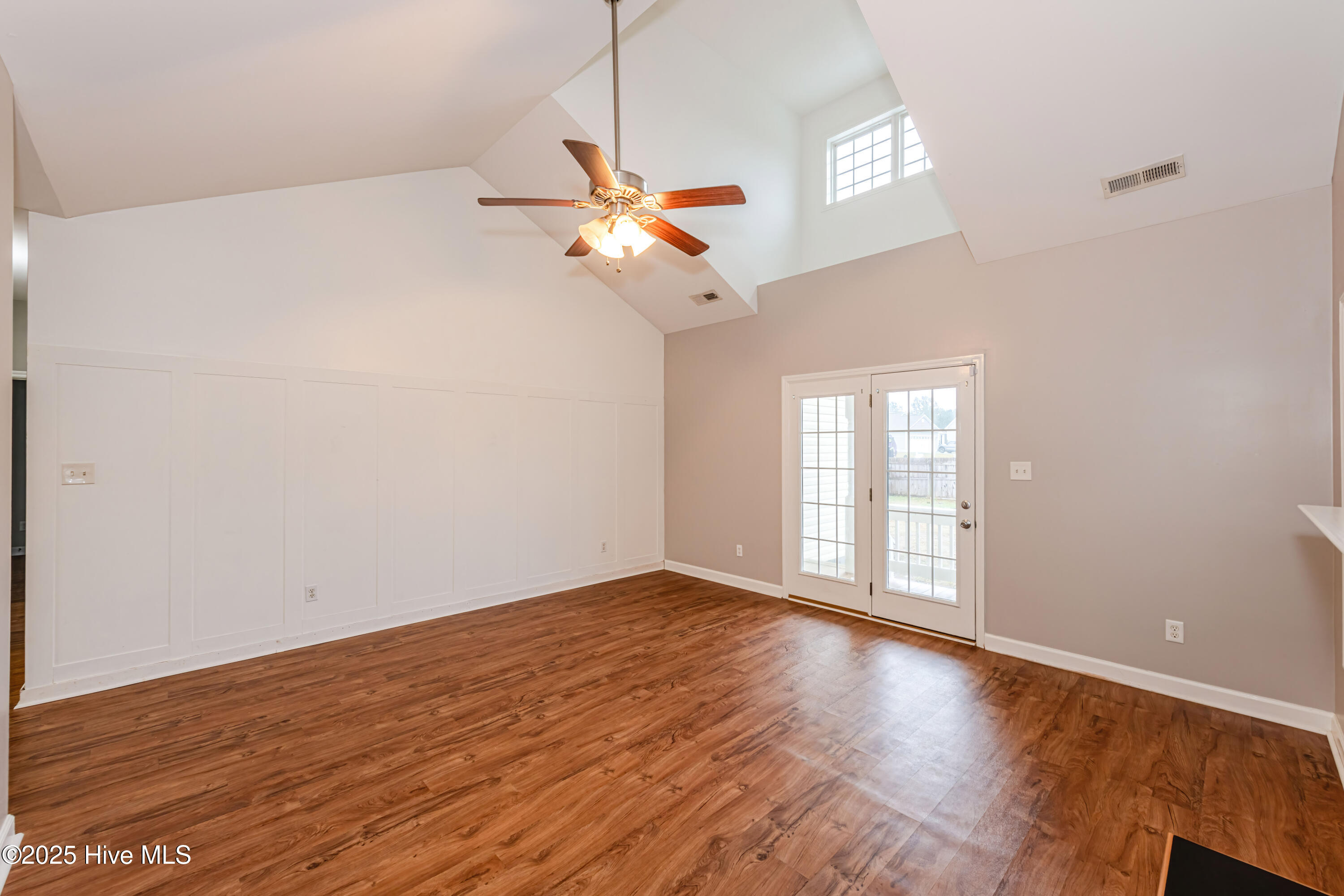 1000 Ponderosa Place Property Photo 13