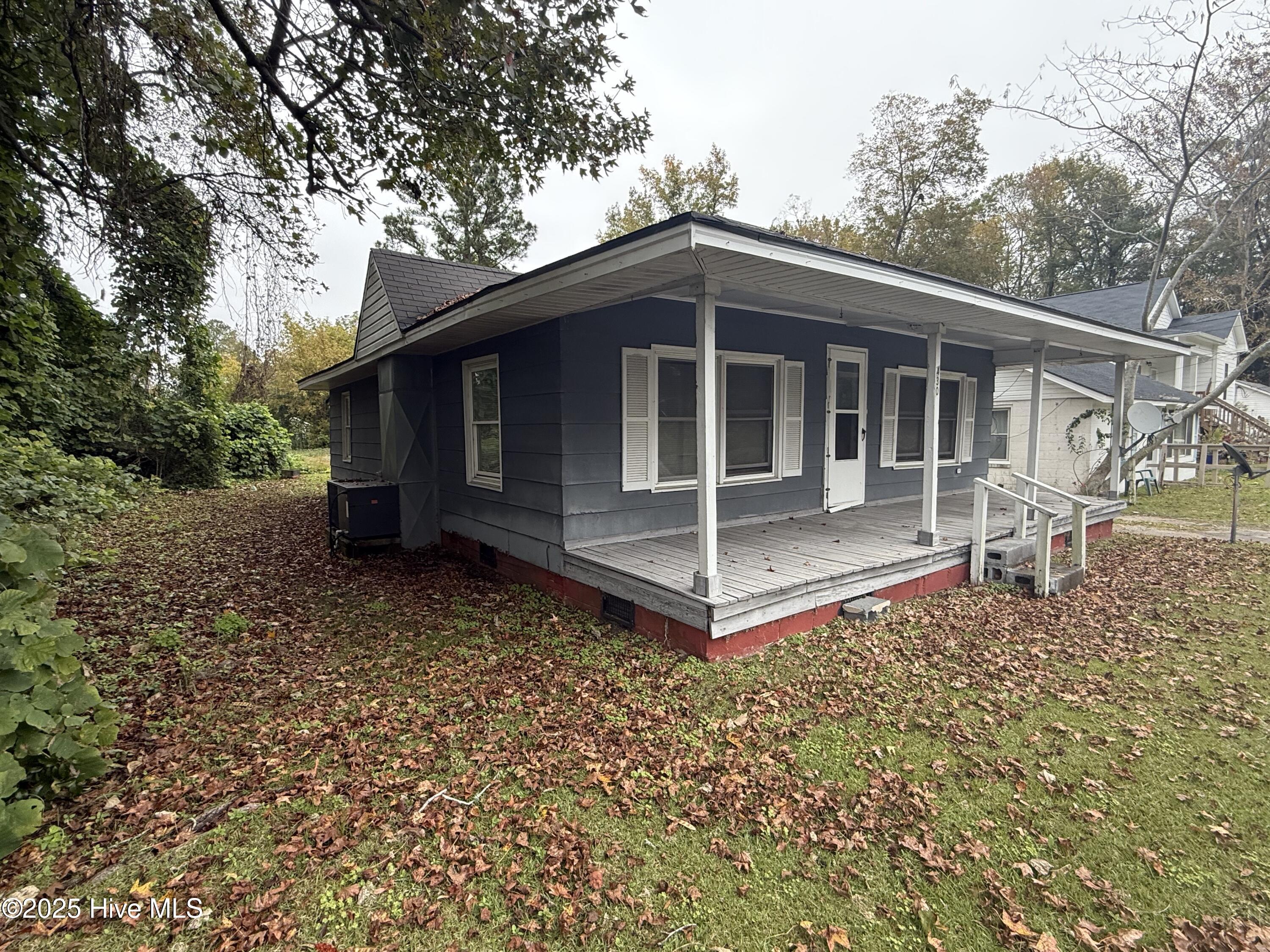 430 W W. Virgil Street Property Photo 1