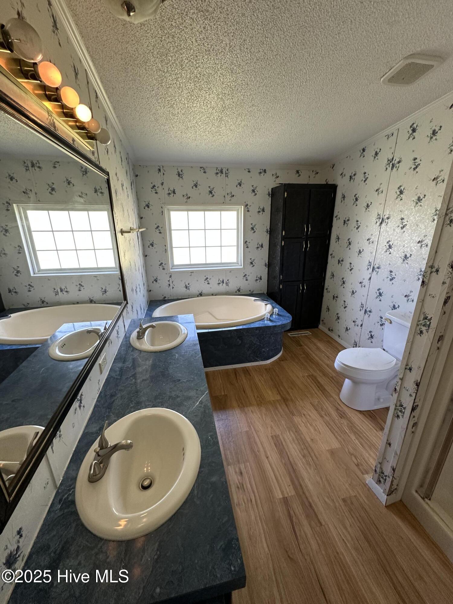 1232 Mears Lane Property Photo 3