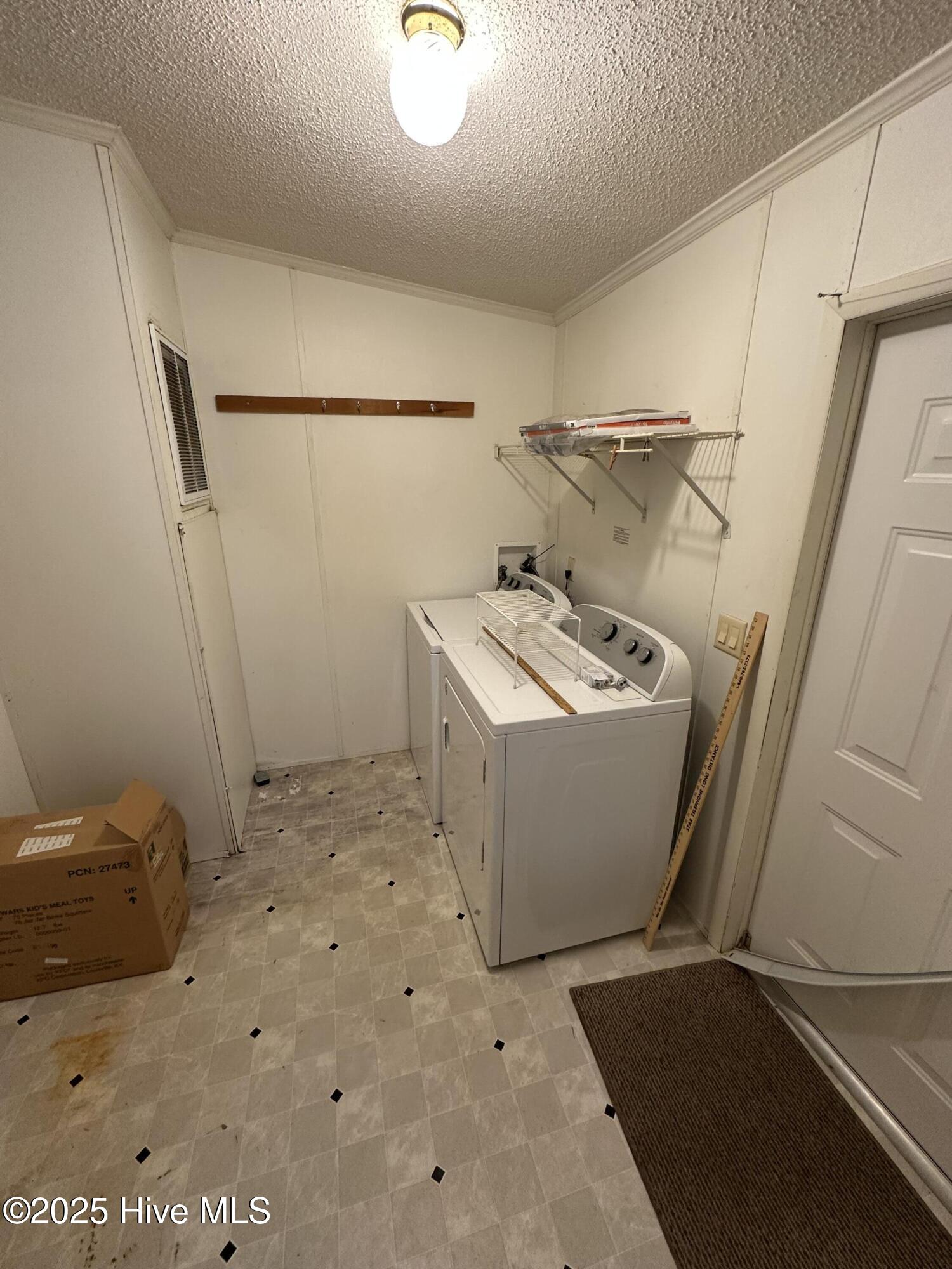 1232 Mears Lane Property Photo 9