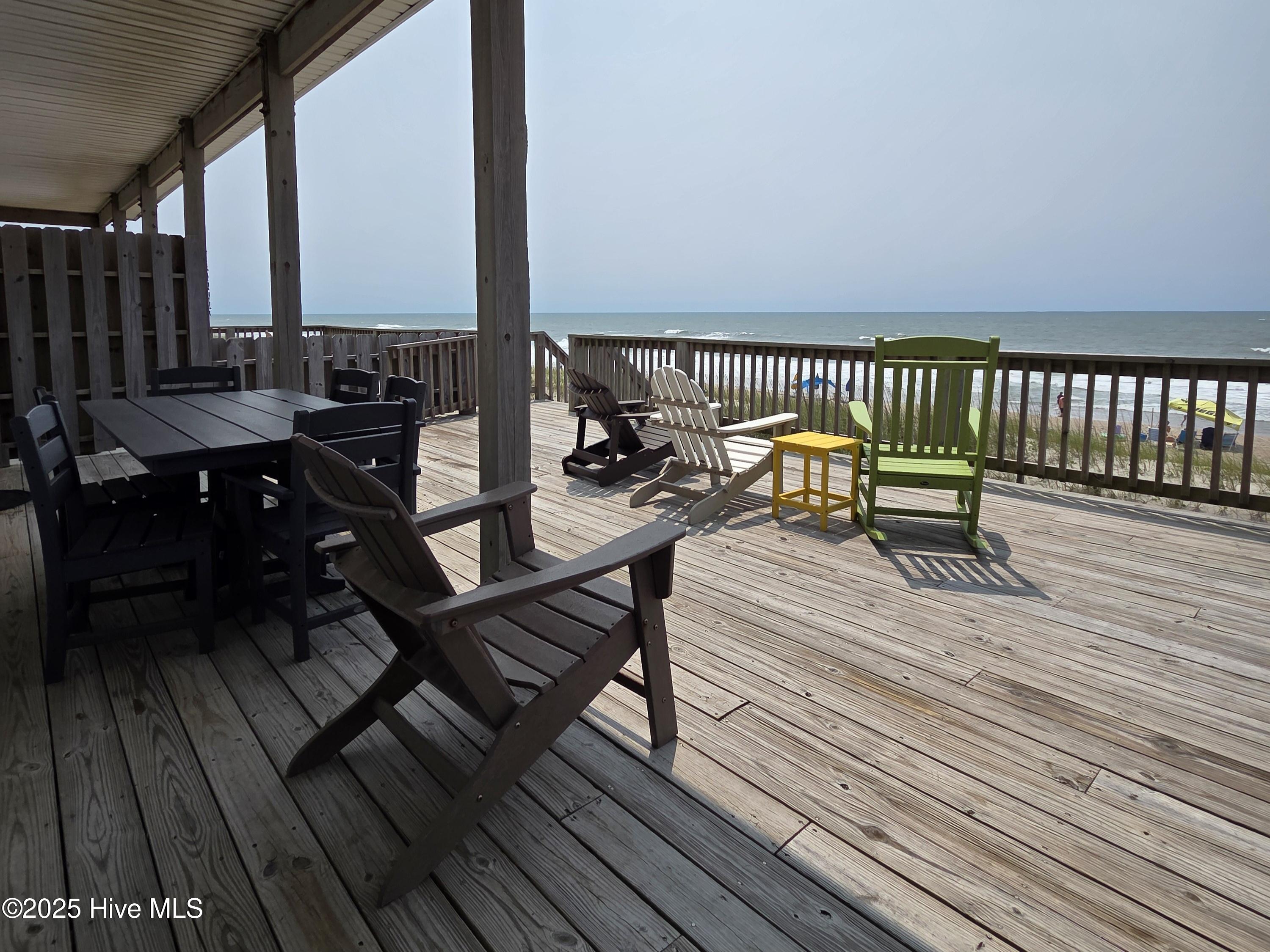 1103 Ocean Drive E & W Property Photo 8