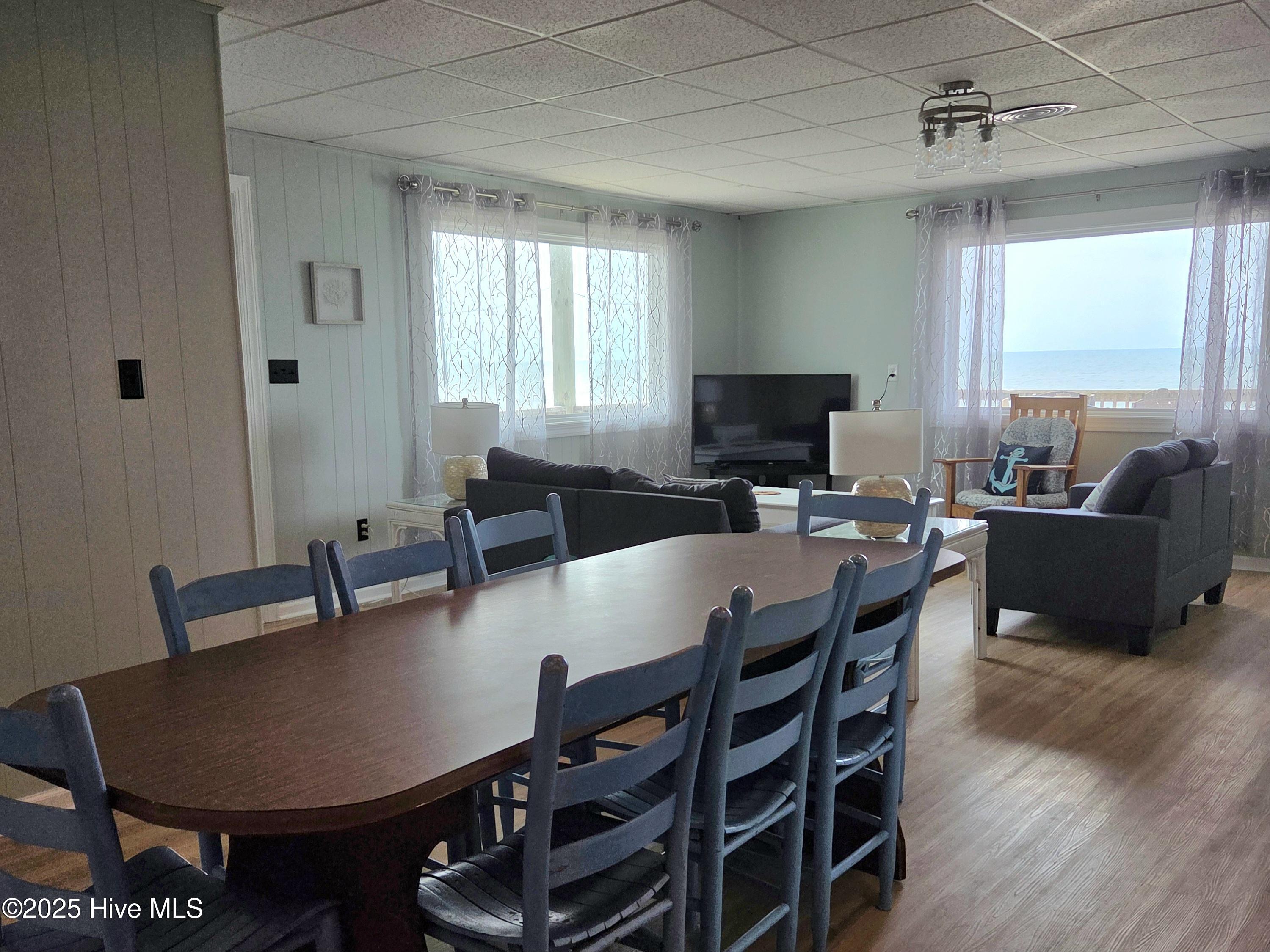 1103 Ocean Drive E & W Property Photo 14