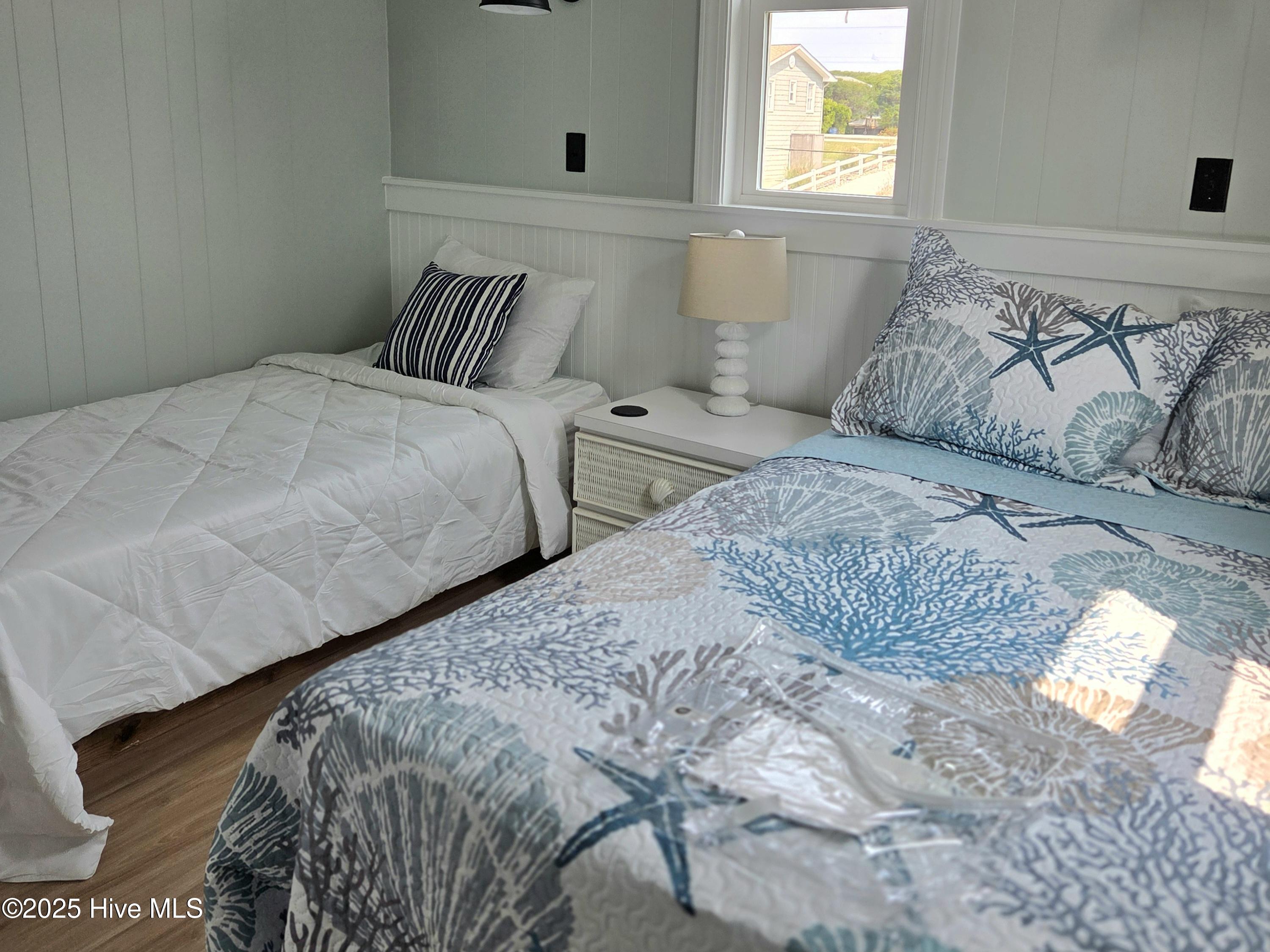 1103 Ocean Drive E & W Property Photo 24