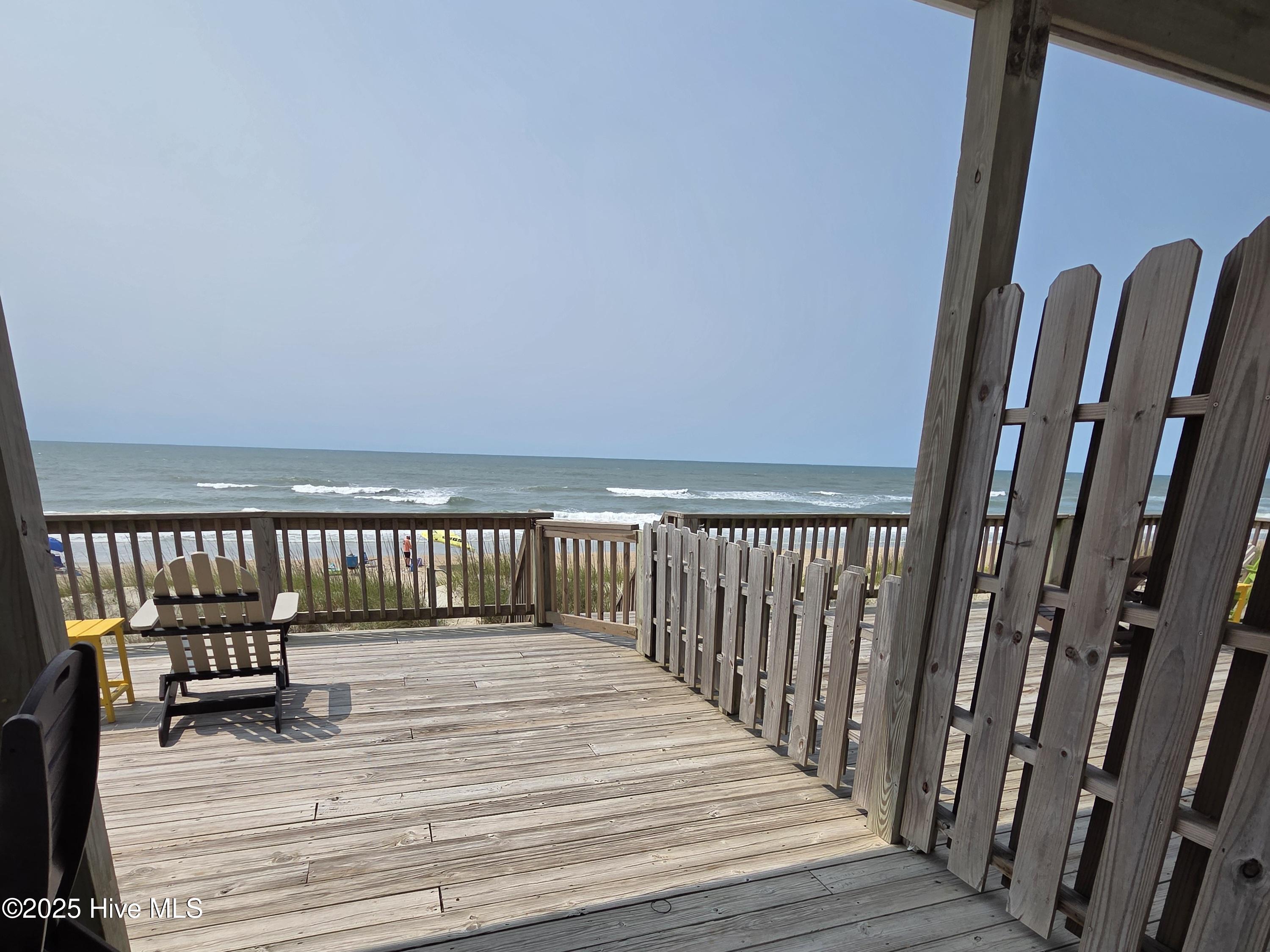1103 Ocean Drive E & W Property Photo 33