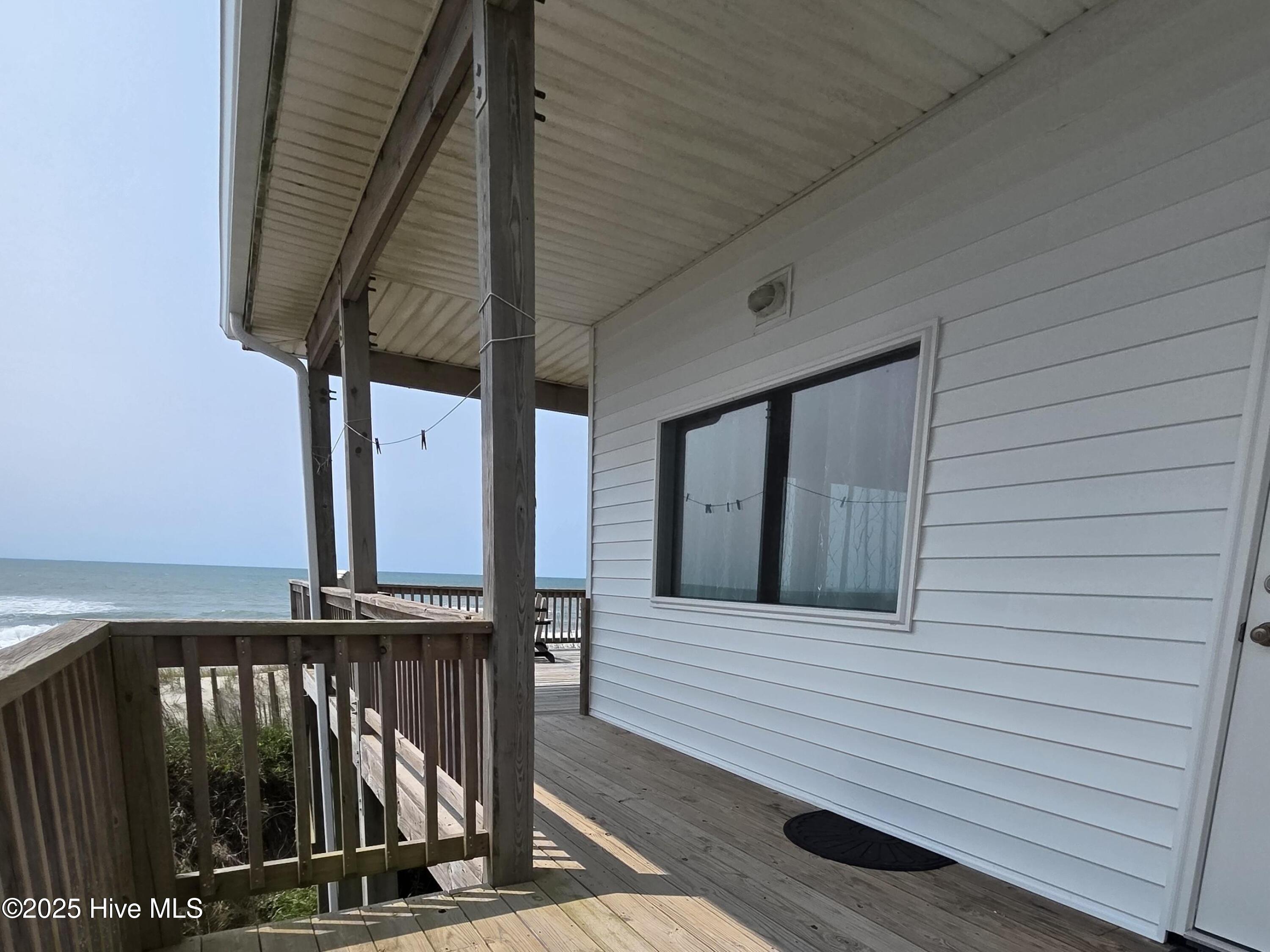 1103 Ocean Drive E & W Property Photo 35