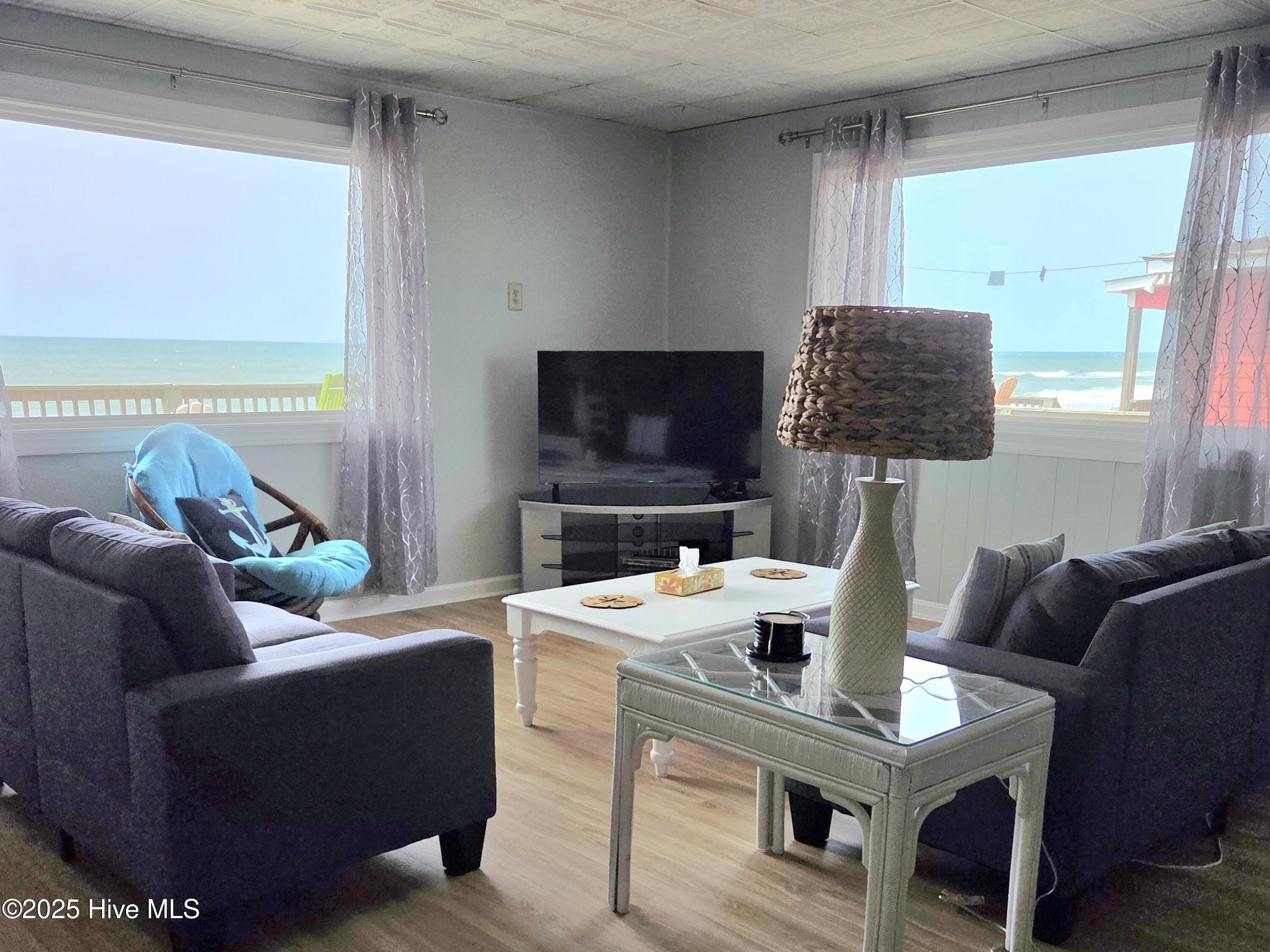 1103 Ocean Drive E & W Property Photo 37