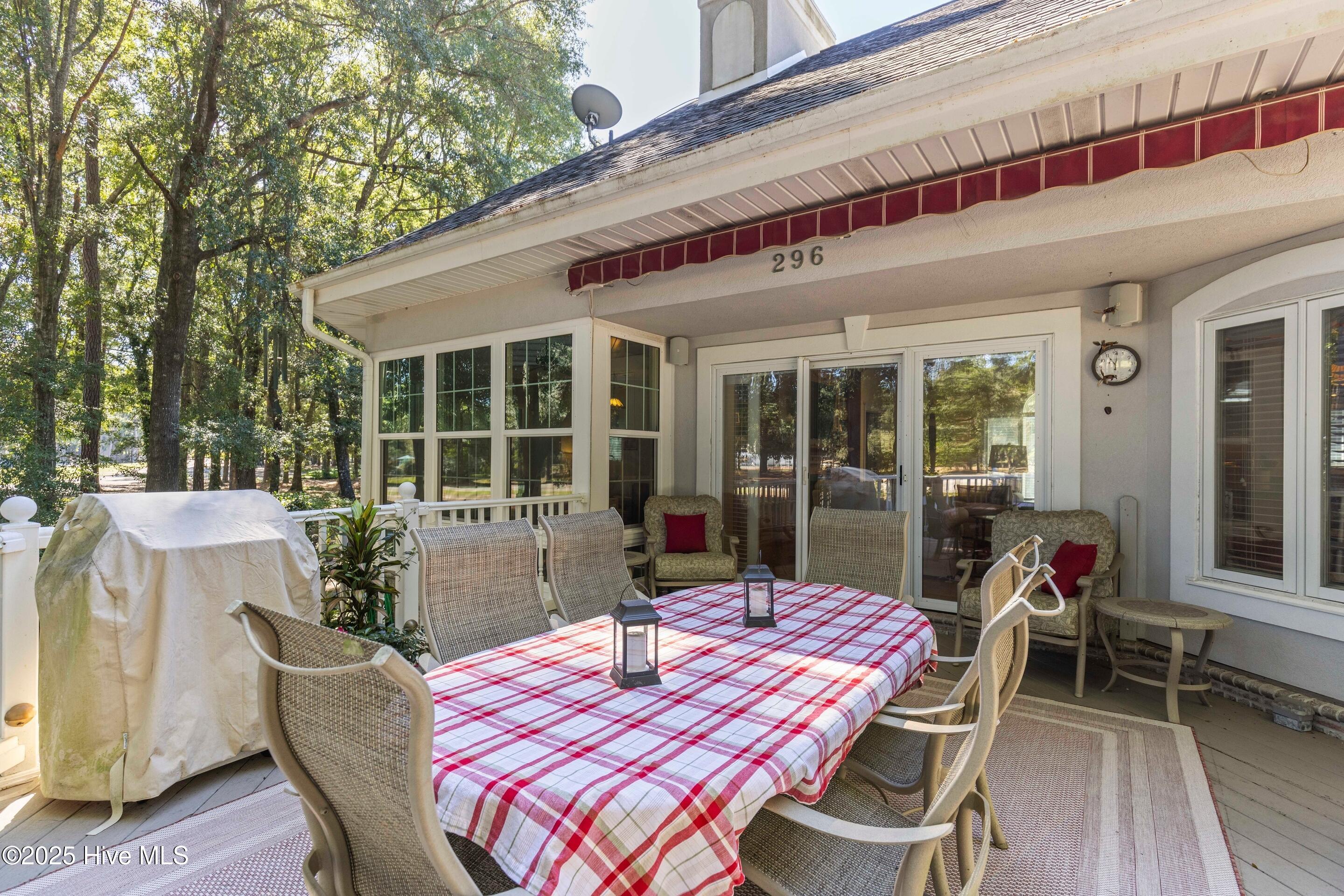 296 Camellia Court Property Photo 21