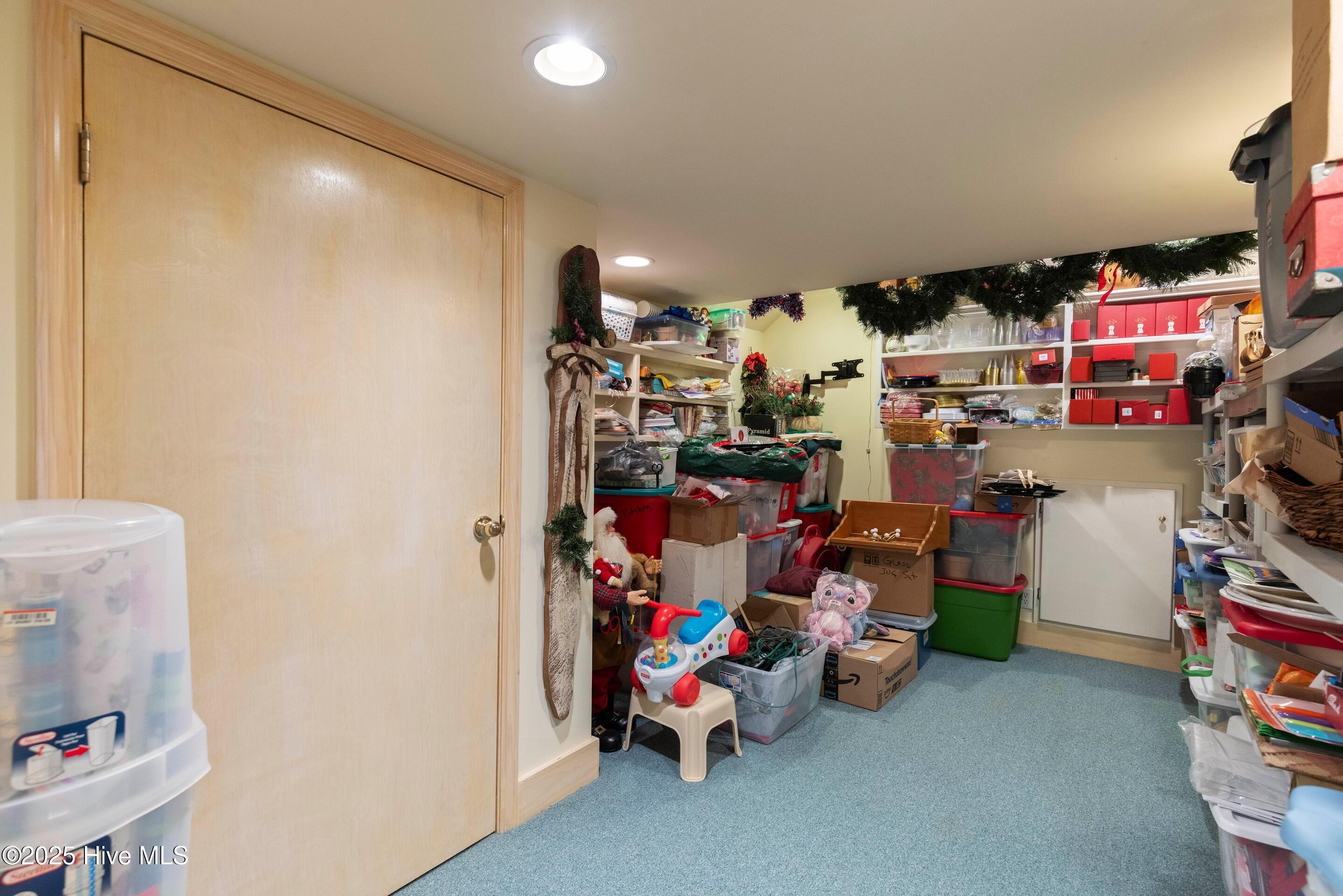 296 Camellia Court Property Photo 75