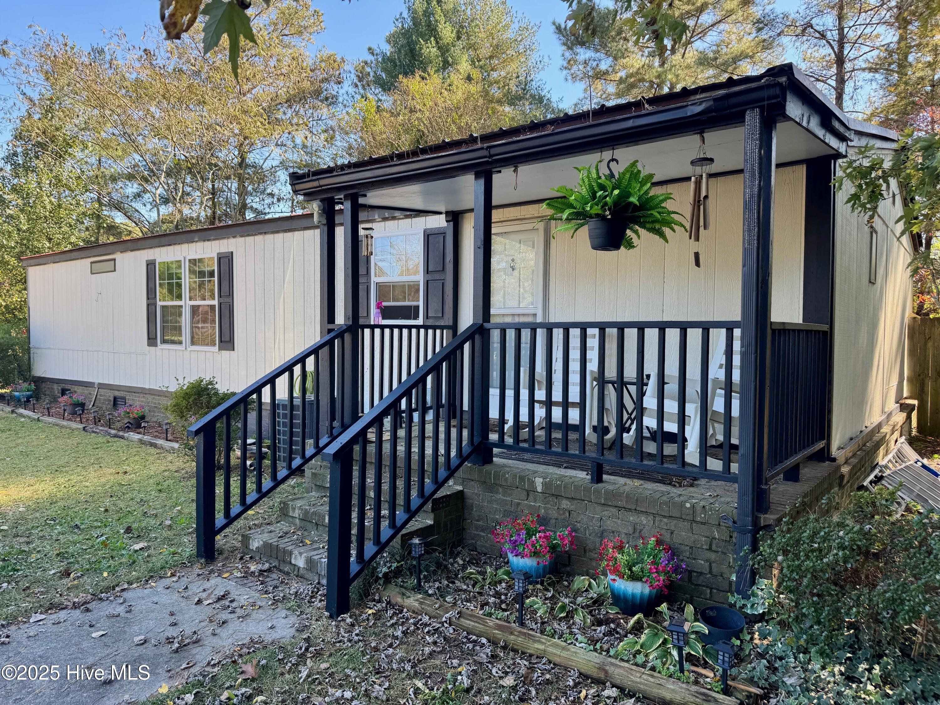 4052 Landover Drive Property Photo 1