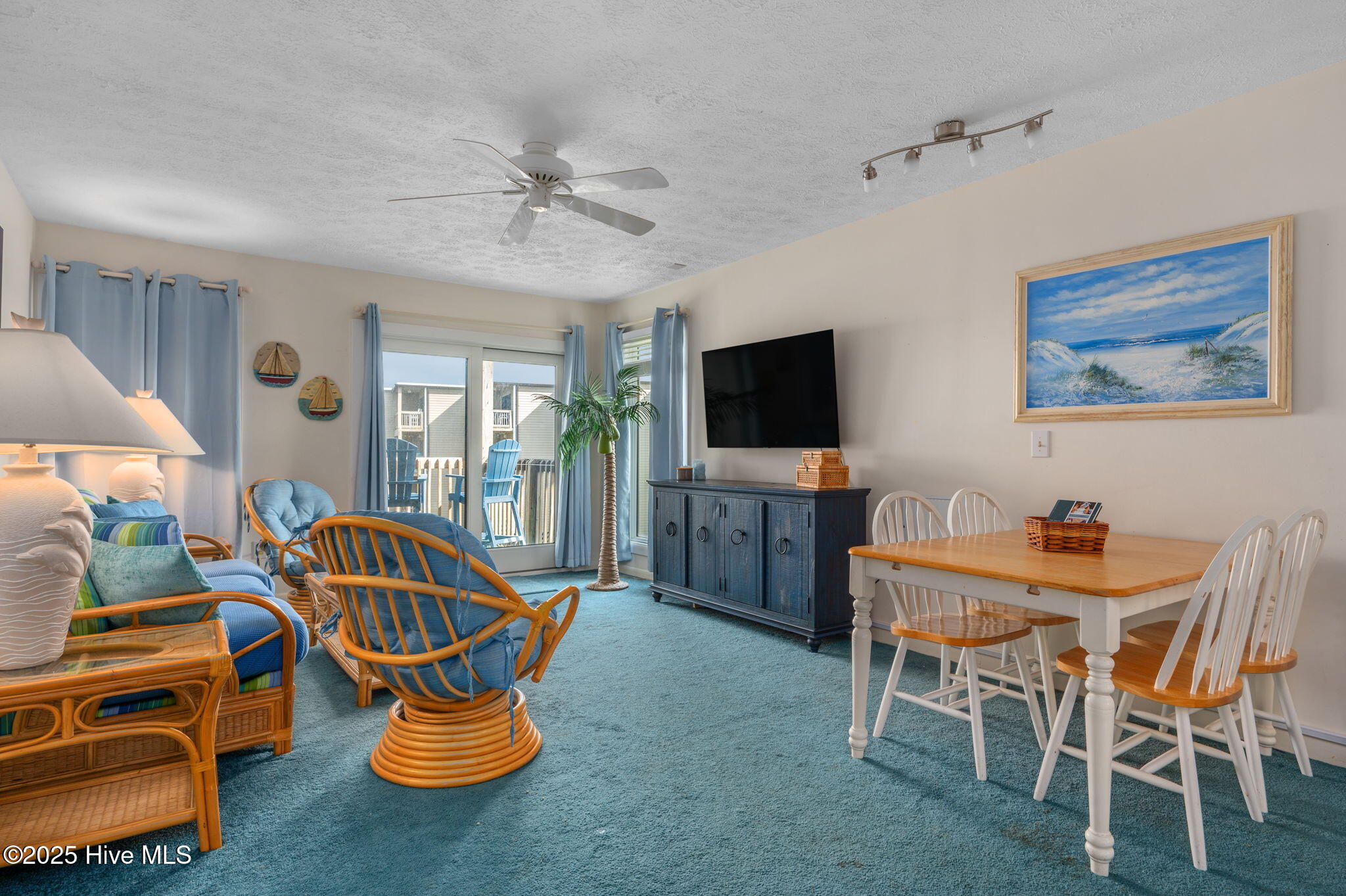 117 Sea Colony Drive B-211 Property Photo 3