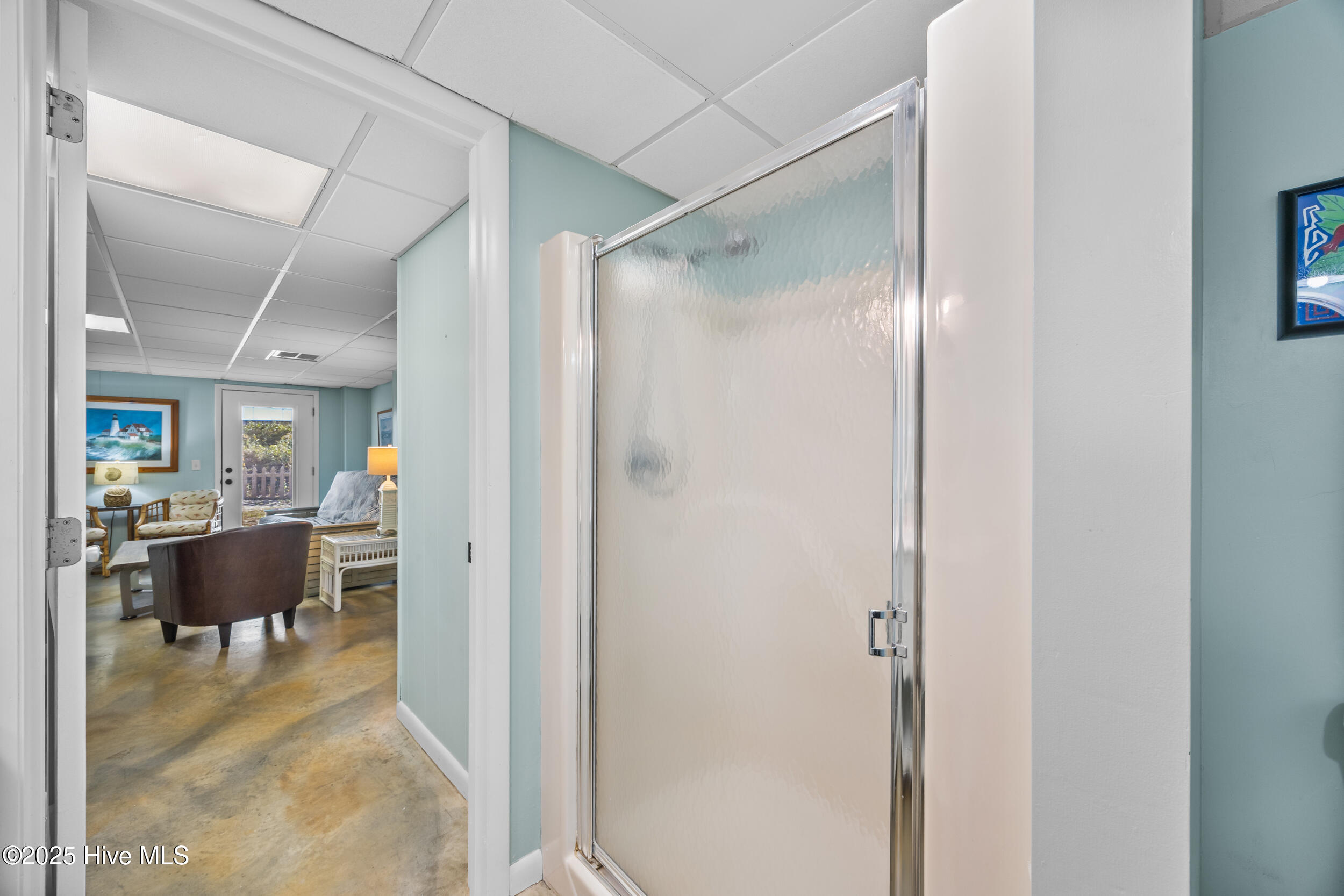 5419 W Beach Drive Property Photo 26