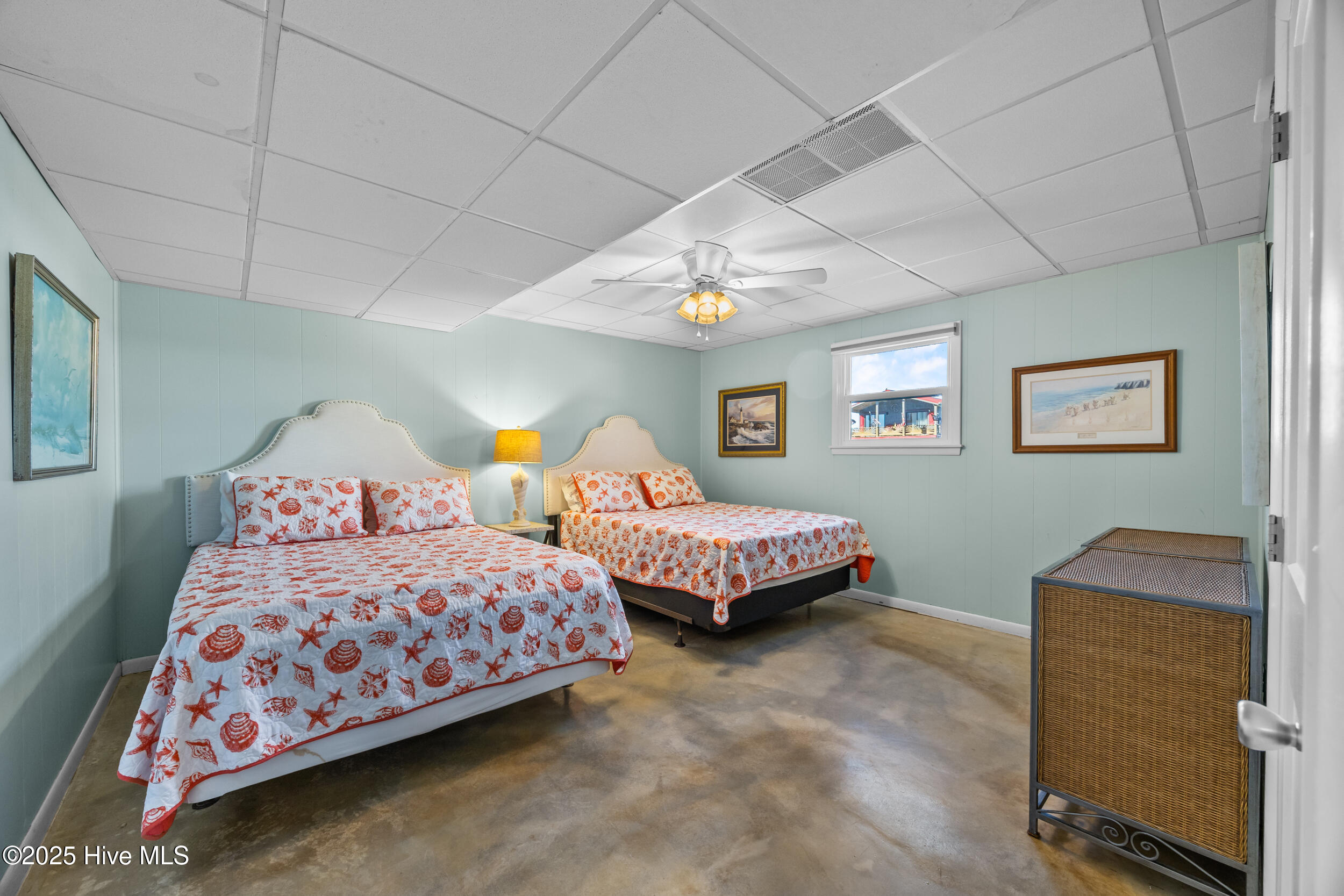 5419 W Beach Drive Property Photo 29