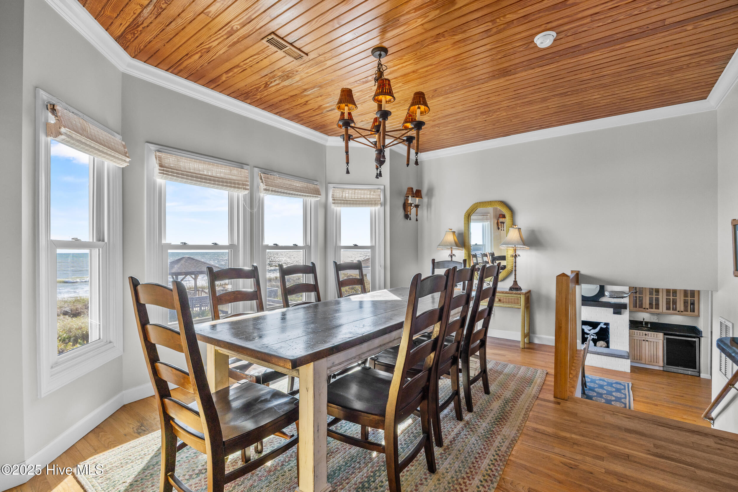 5419 W Beach Drive Property Photo 40