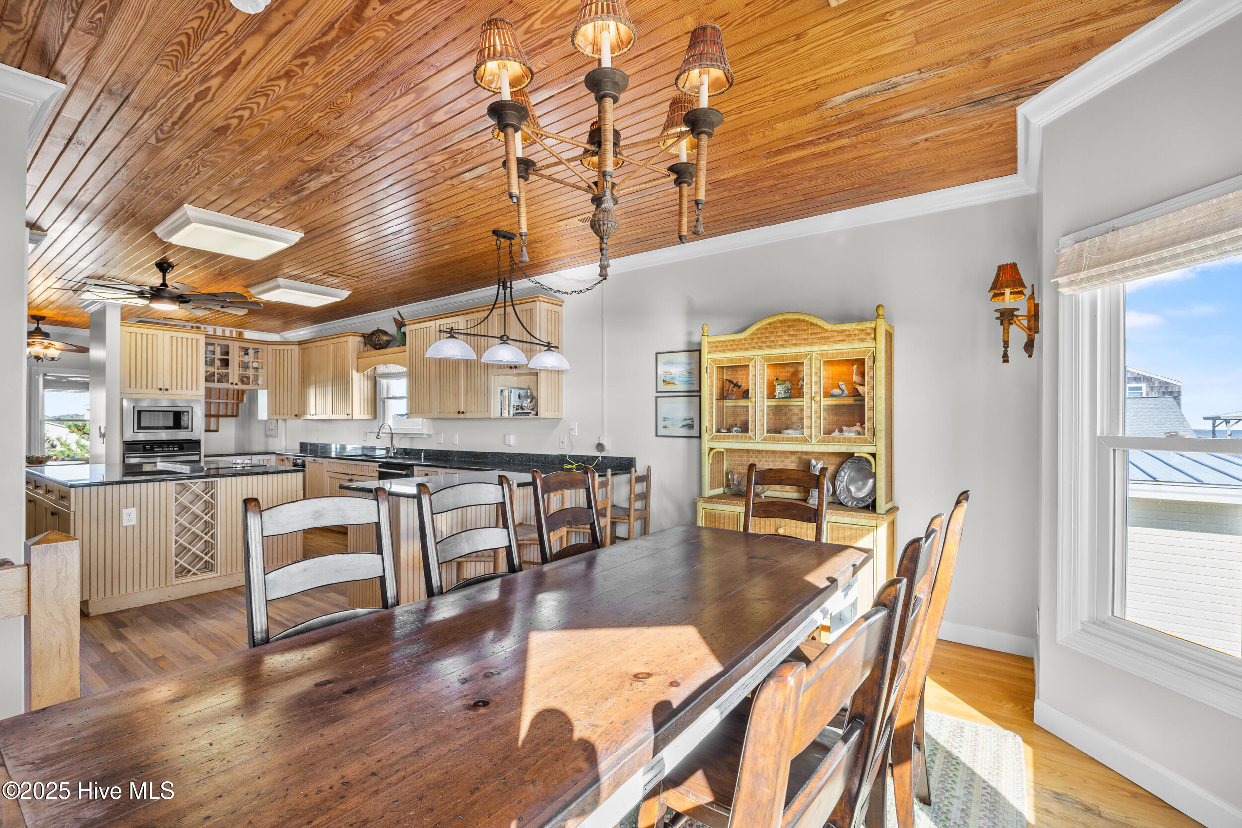 5419 W Beach Drive Property Photo 42