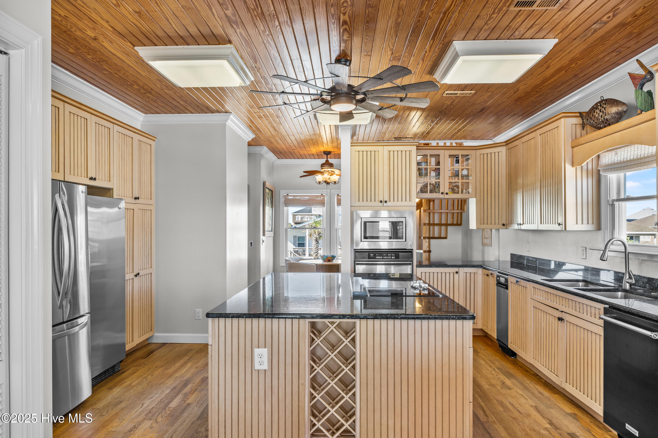 5419 W Beach Drive Property Photo 46