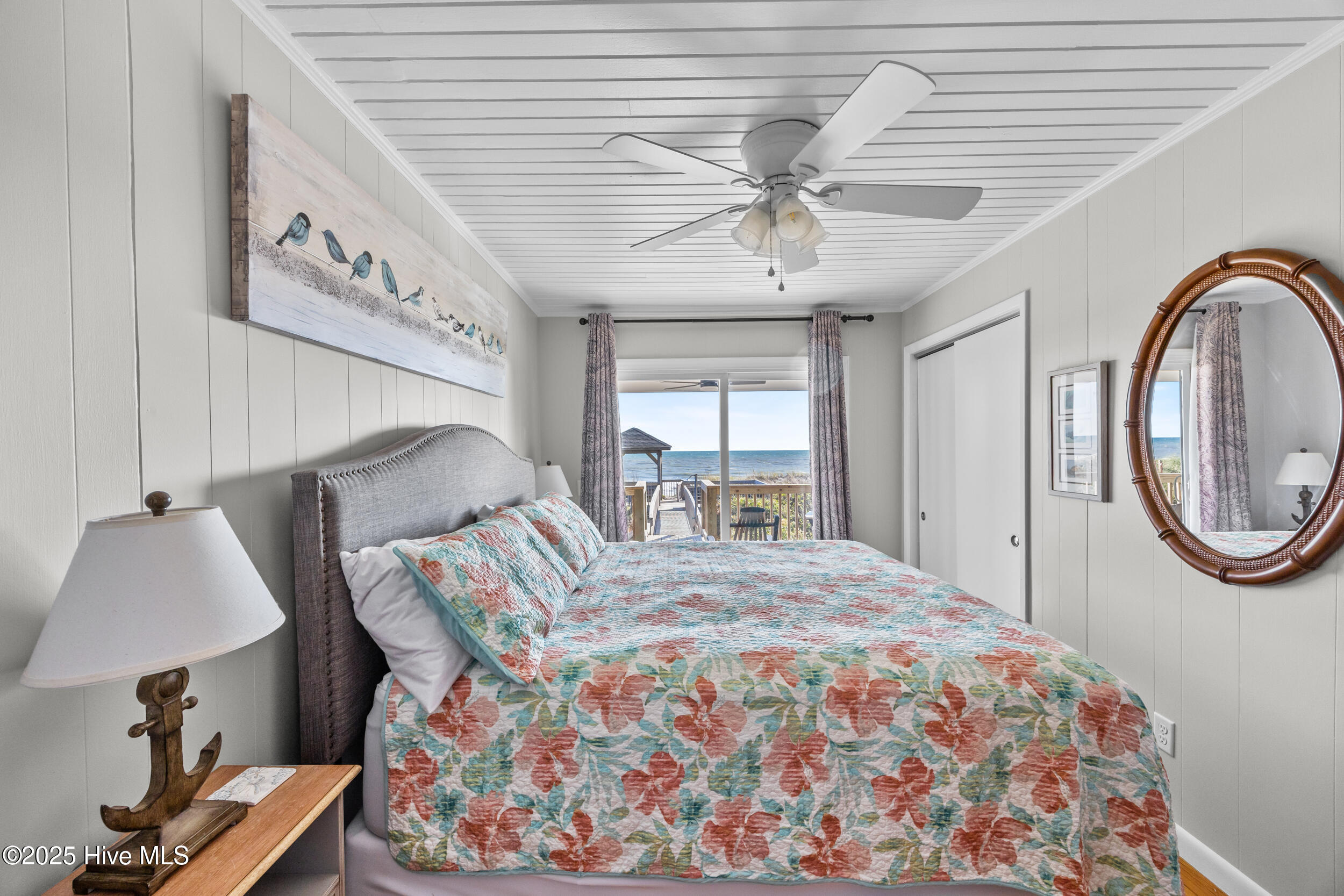 5419 W Beach Drive Property Photo 50