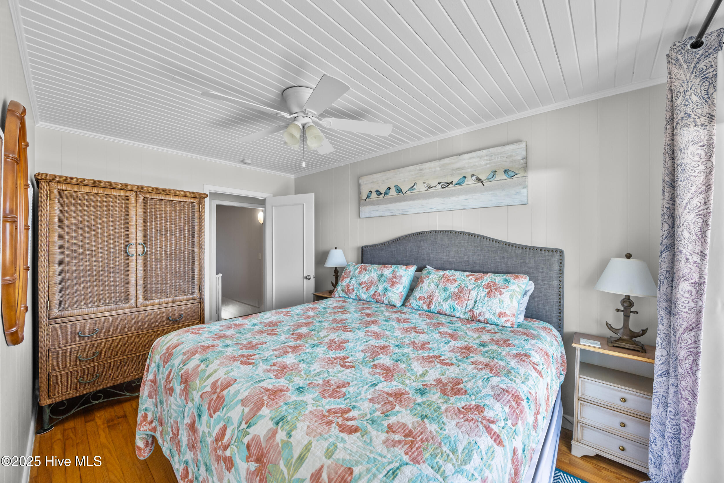 5419 W Beach Drive Property Photo 51