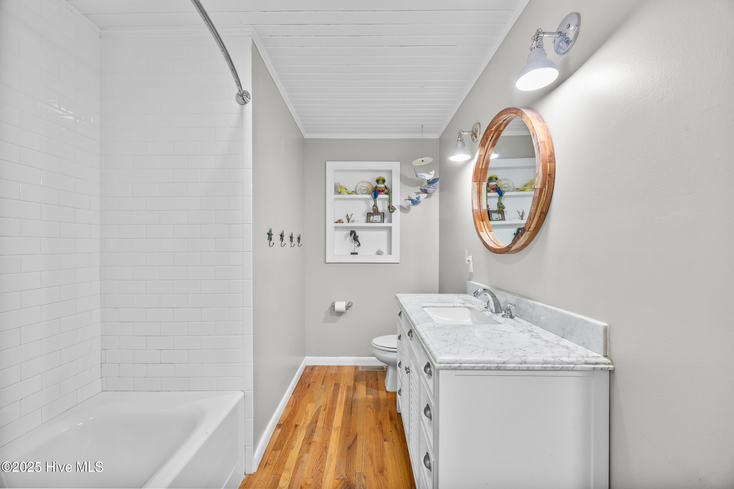 5419 W Beach Drive Property Photo 52