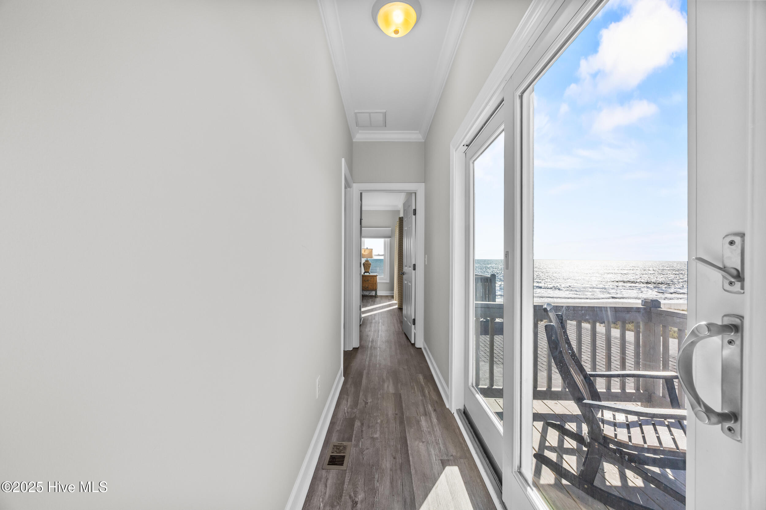 5419 W Beach Drive Property Photo 62