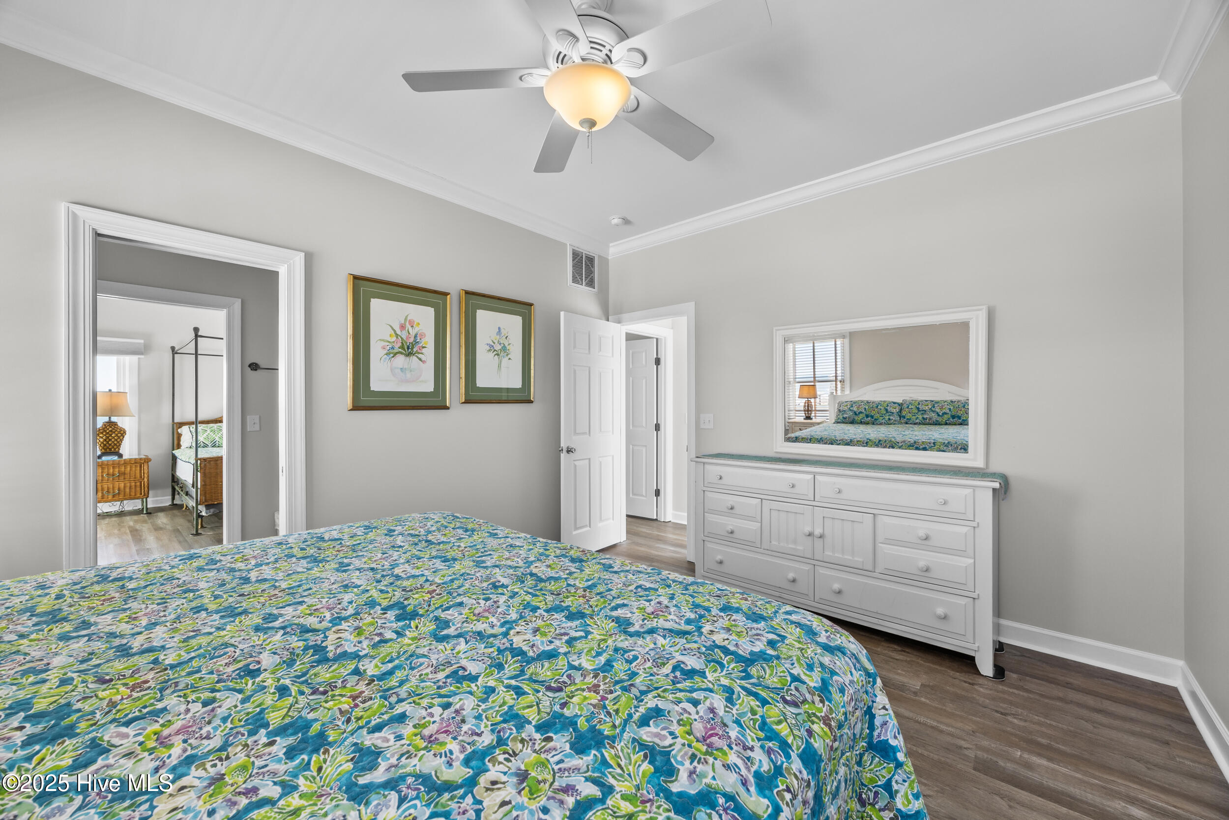 5419 W Beach Drive Property Photo 66