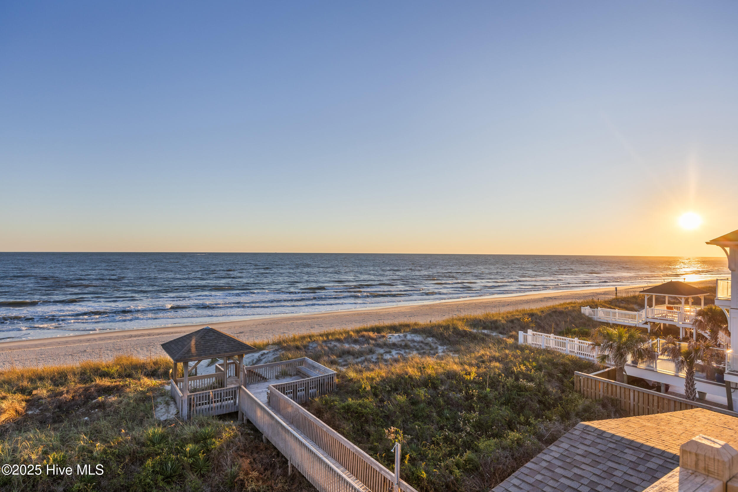 5419 W Beach Drive Property Photo 73