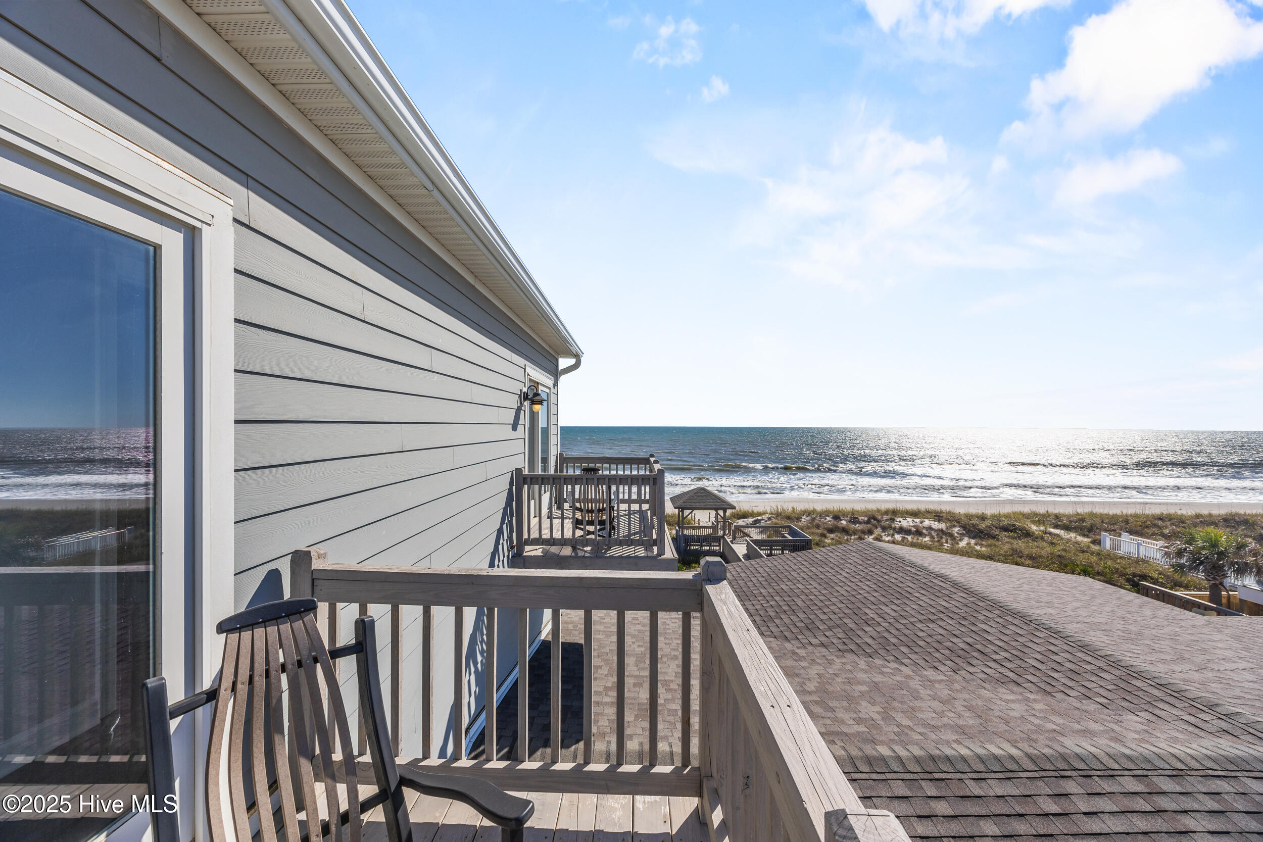 5419 W Beach Drive Property Photo 76