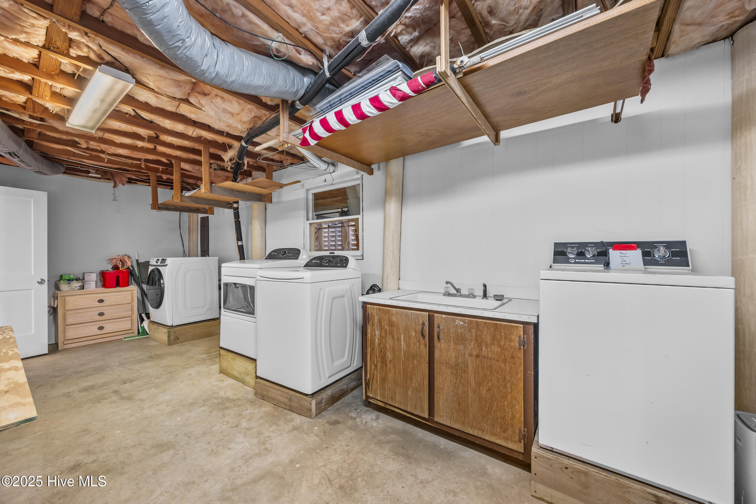 5419 W Beach Drive Property Photo 79