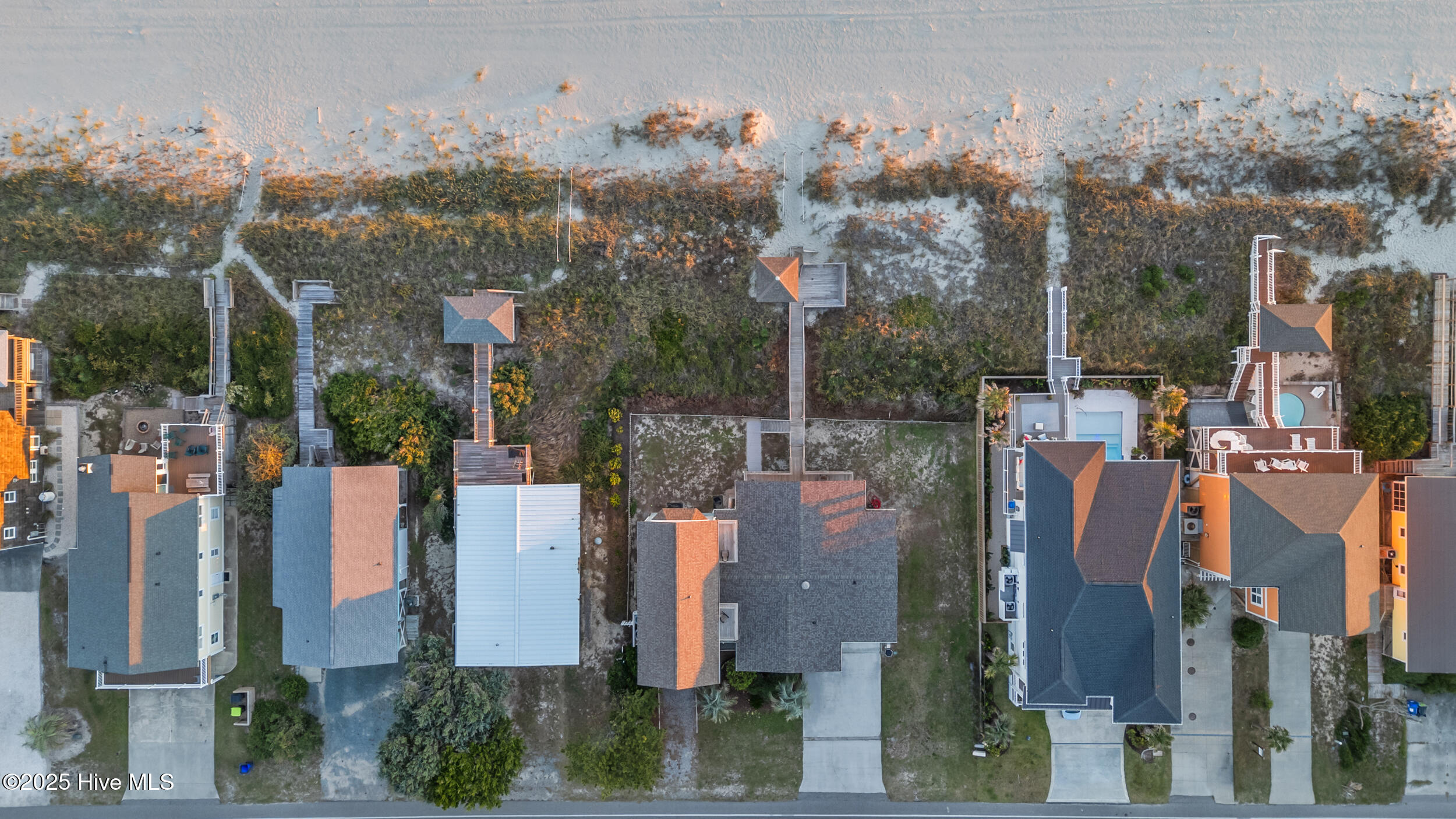 5419 W Beach Drive Property Photo 90