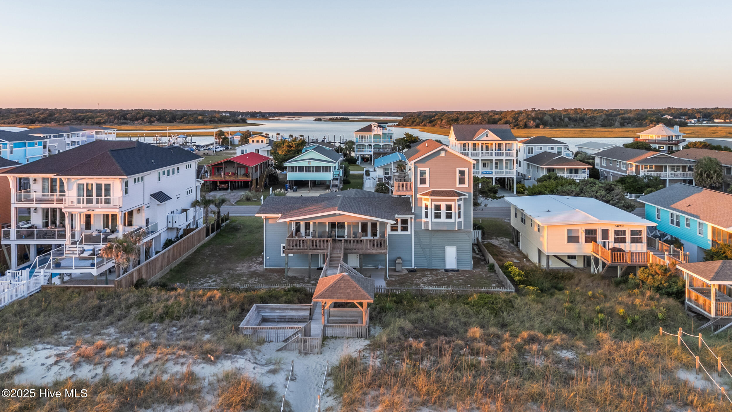 5419 W Beach Drive Property Photo 92