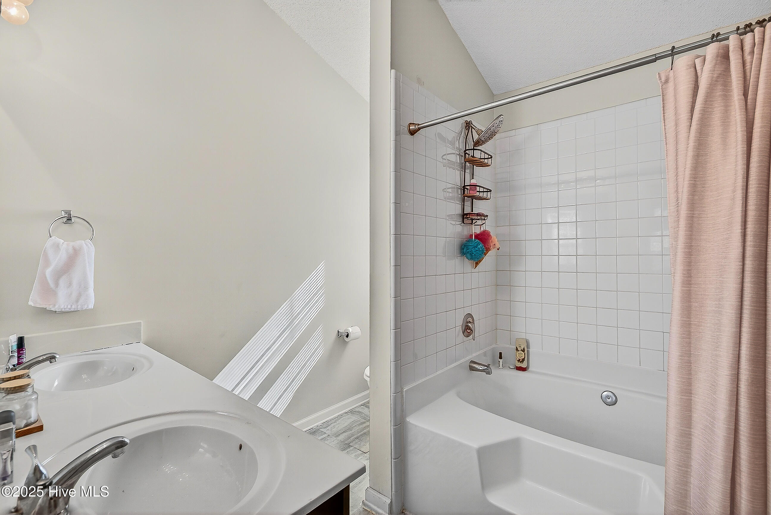 203 Reef Lane Property Photo 20
